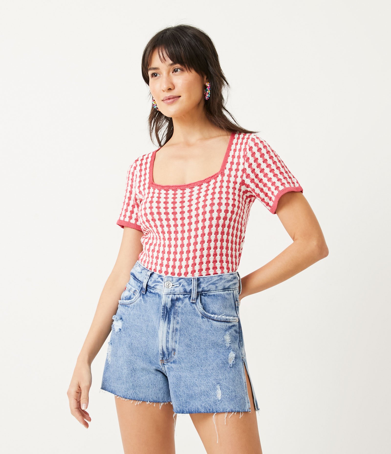Blusa Cropped em Lã Acrílica com Mangas Curta e Listras Diferenciadas Vermelho 1