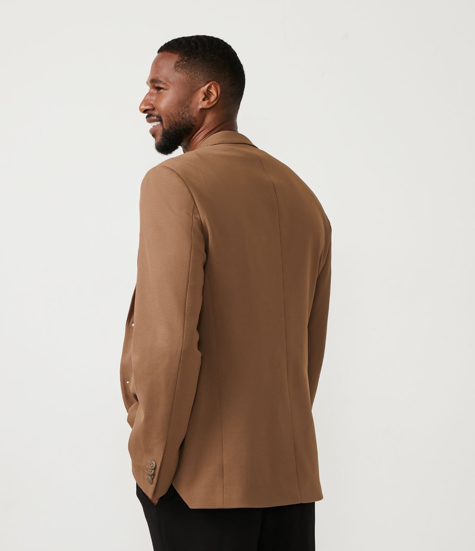 Blazer Texturizado com Botões e Bolsos Marrom 3