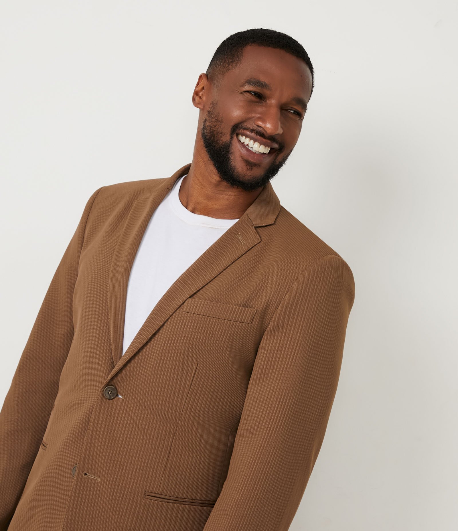 Blazer Texturizado com Botões e Bolsos Marrom 4