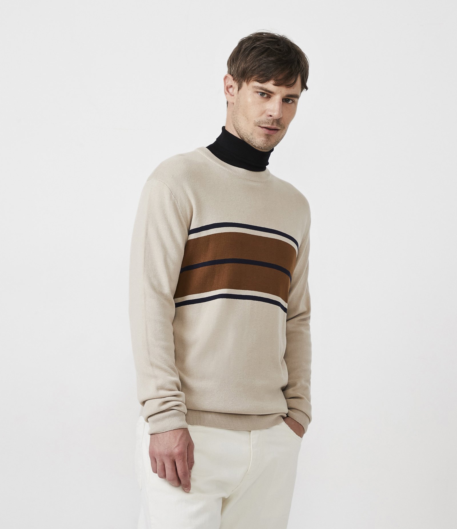 Suéter Regular em Tricô com Listras Contrastantes Bege 1