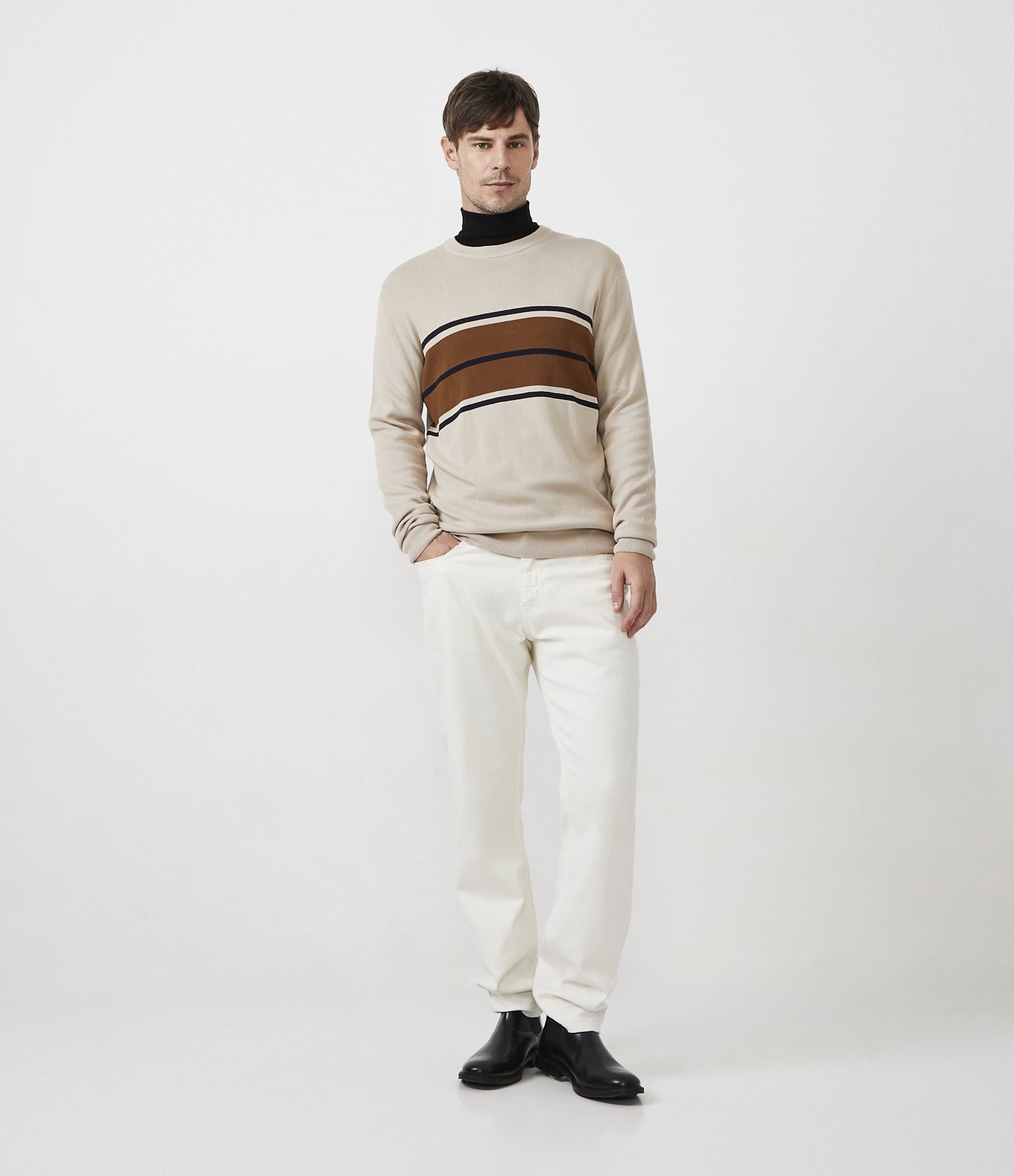 Suéter Regular em Tricô com Listras Contrastantes Bege 2