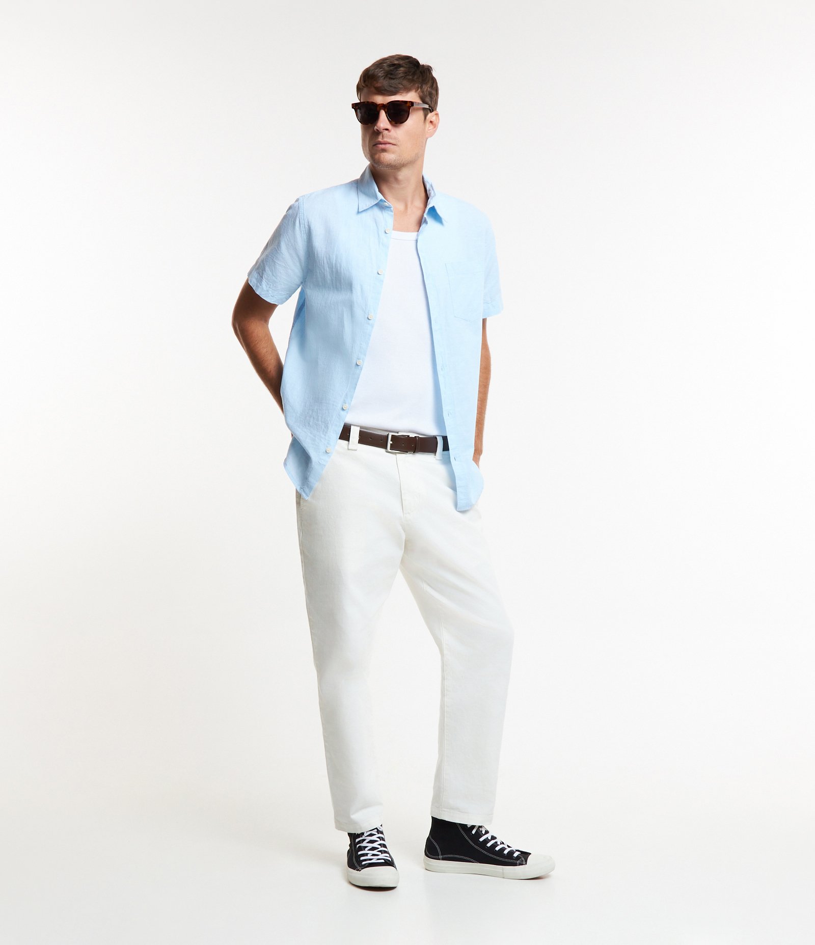 Camisa Comfort Básica em Linho com Bolso Frontal Azul Celeste 2