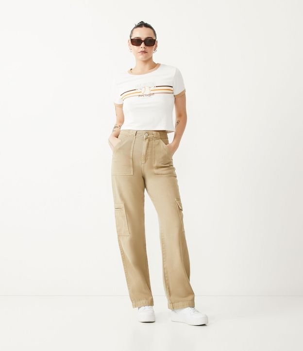 Blusa Cropped en Algodón con Manga Corta y Estampado Baseball Beige 2