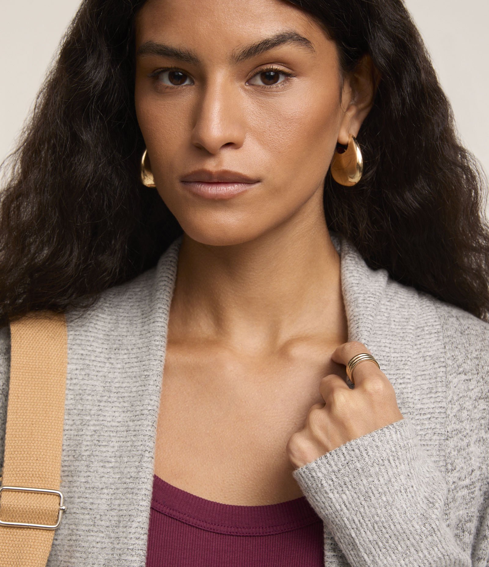 Cardigan Alongado Manga Longa em Tricô Cinza Mescla 5