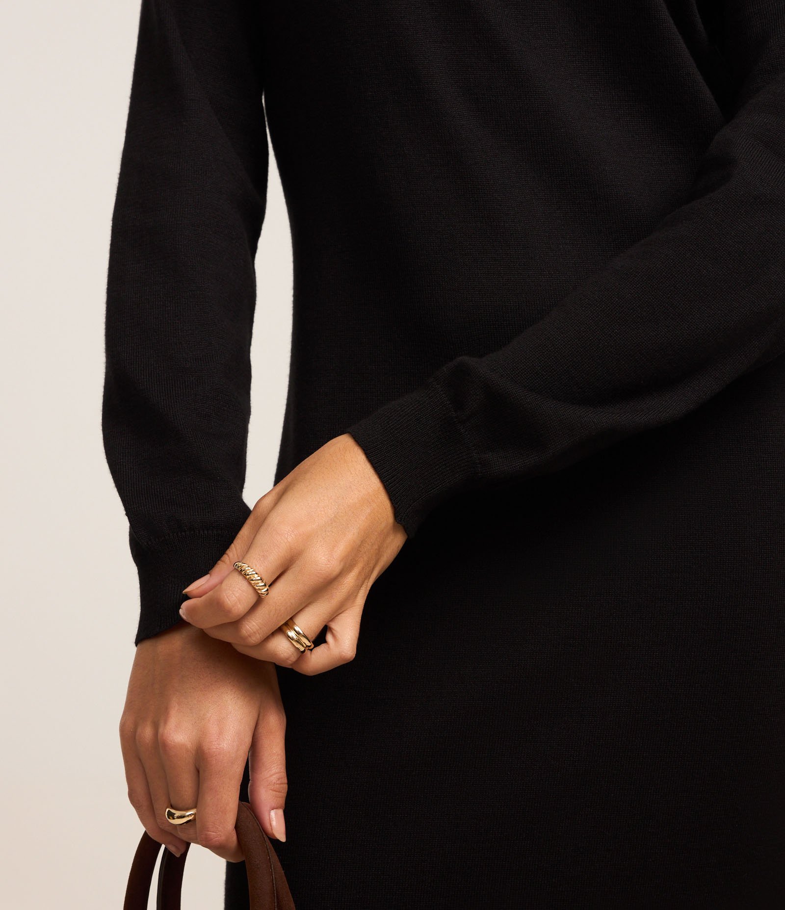 Vestido Midi em Tricô com Gola Alta e Manga Longa 5