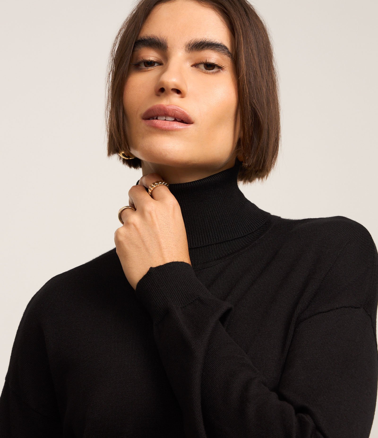 Vestido Midi em Tricô com Gola Alta e Manga Longa 6