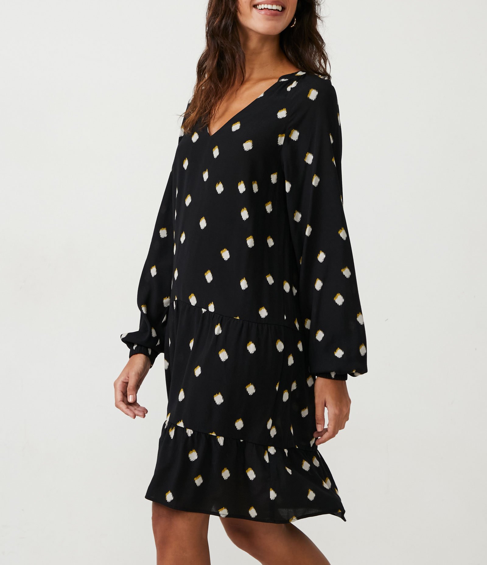 Vestido Curto em Viscose com Estampa Poá Diferenciado Preto 5