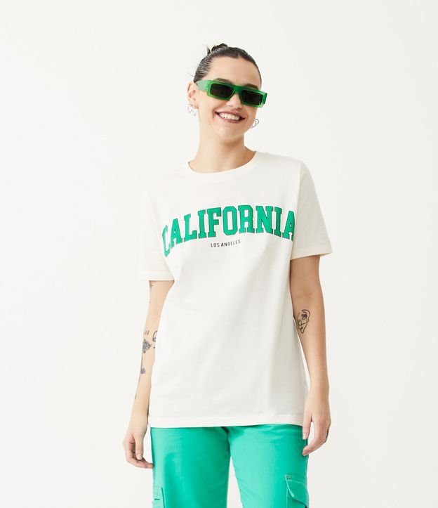 Blusa Alargada en Media Malla con Lettering California Beige 1