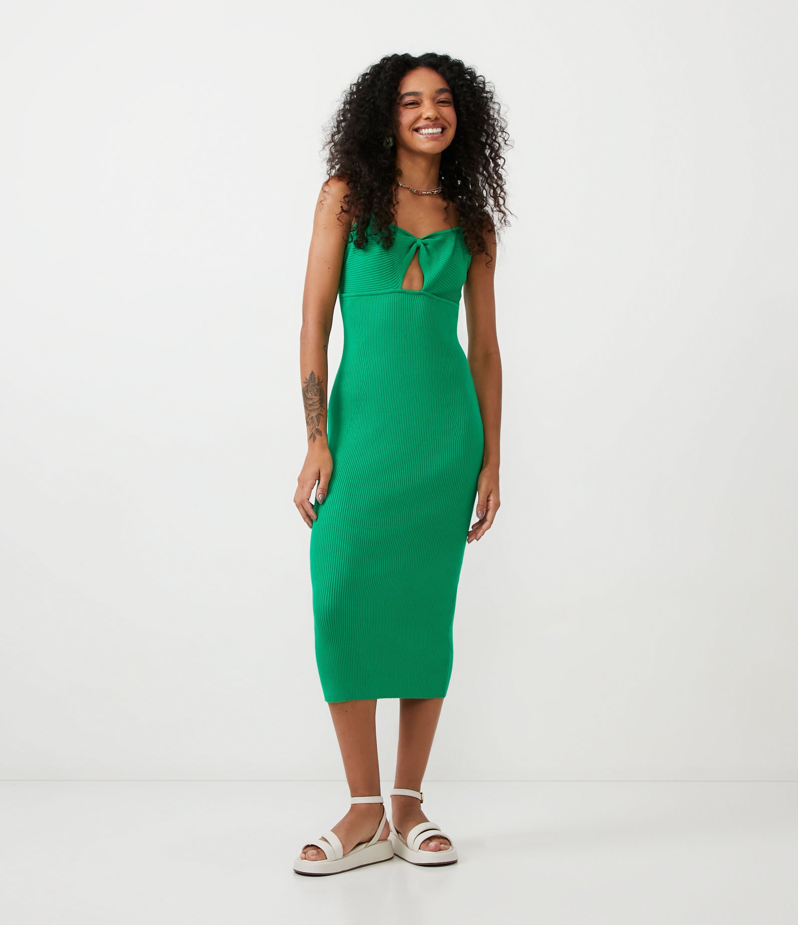 Vestido Midi em Tricô com Recorte Vazado no Busto Verde 1