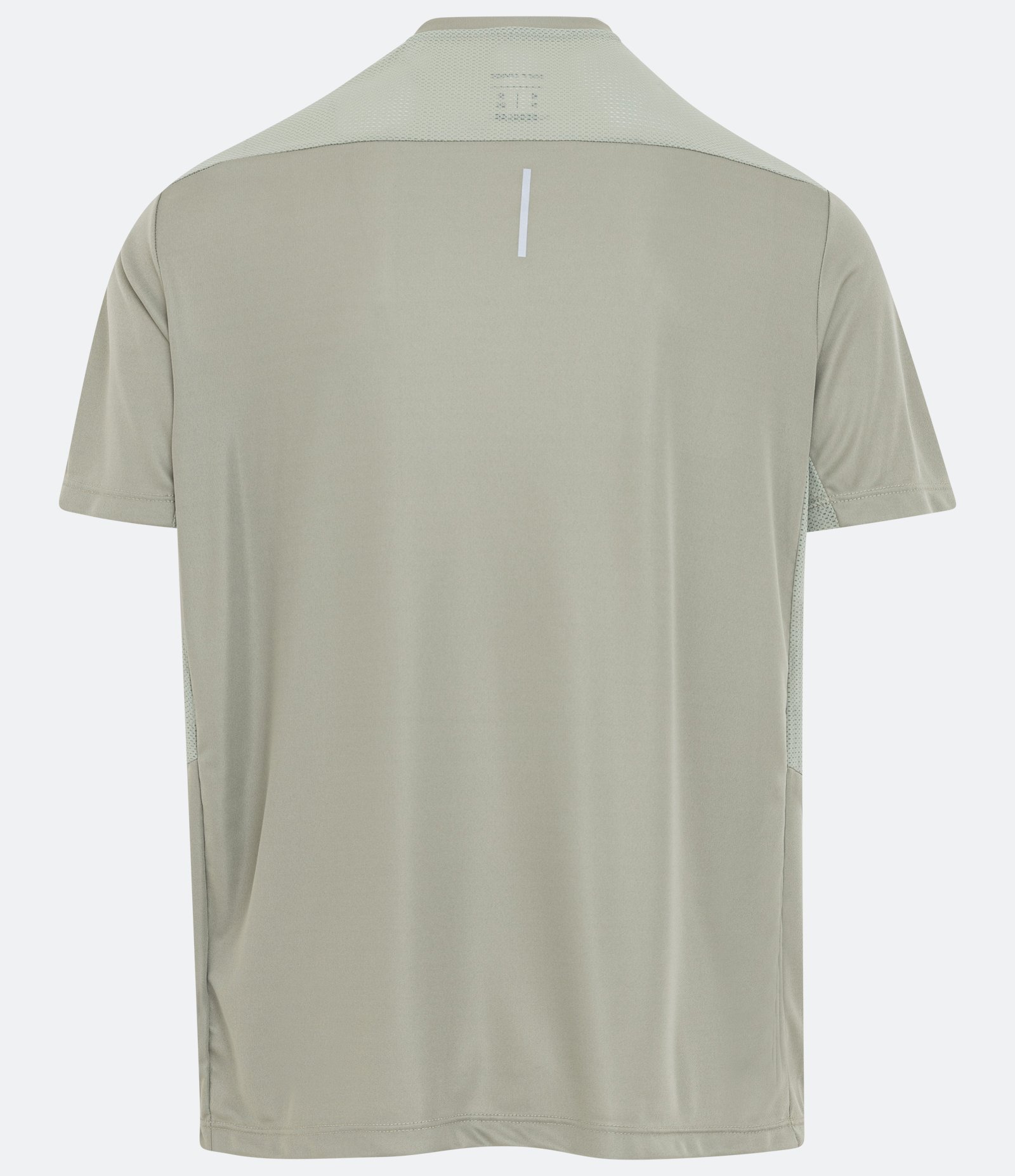 Camiseta Esportiva em Tecnologia Dry com Recortes e Detalhes Refletivos 8