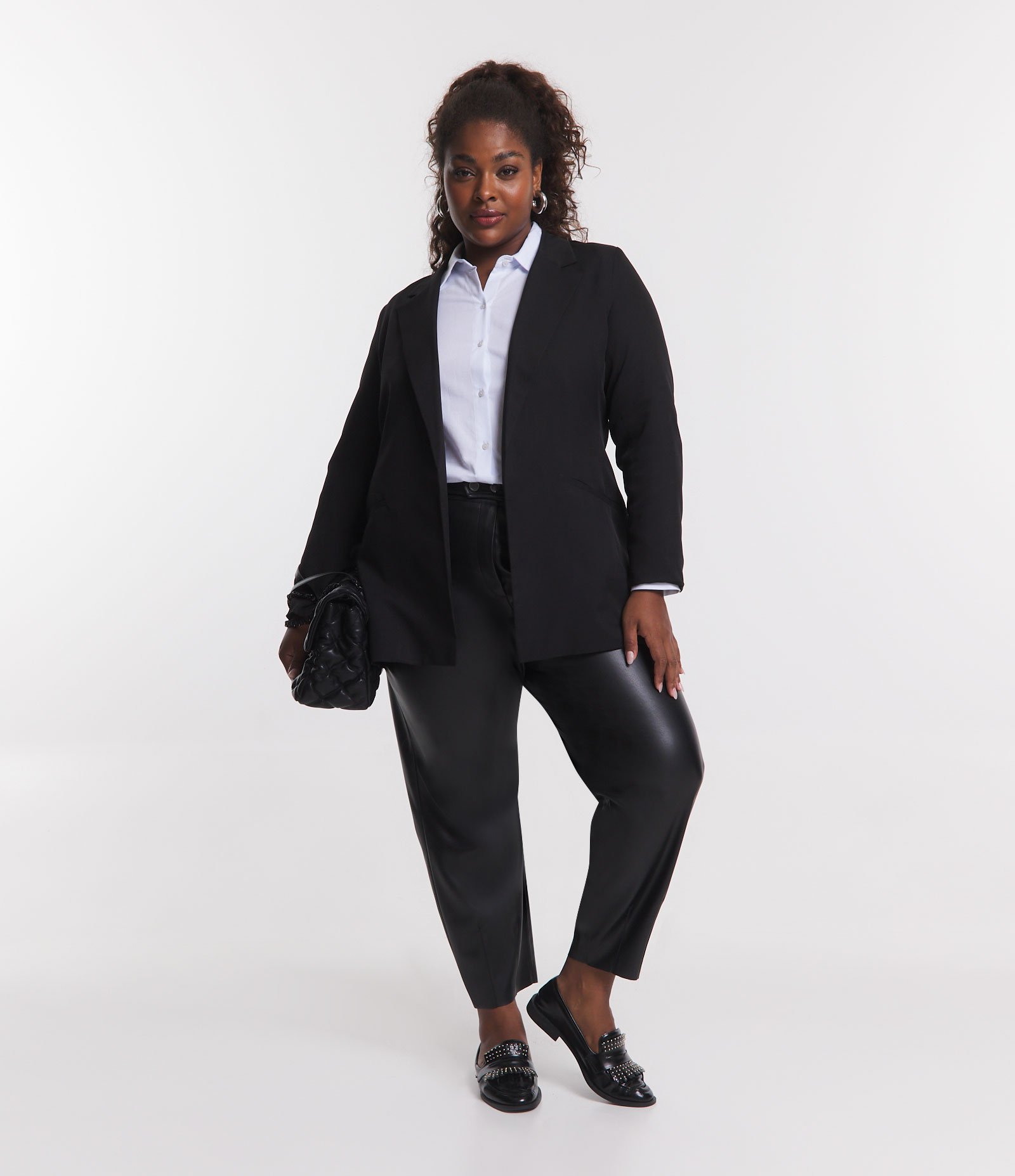 Blazer Alongado Alfaiataria em Crepe Curve & Plus Size Preto 2