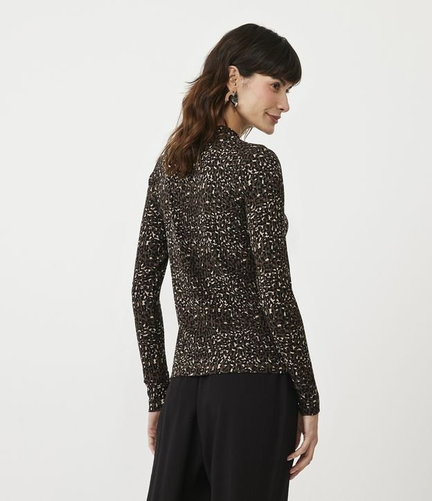 Blusa Estampa Animal Print Onça e Textura Ribana Marrom