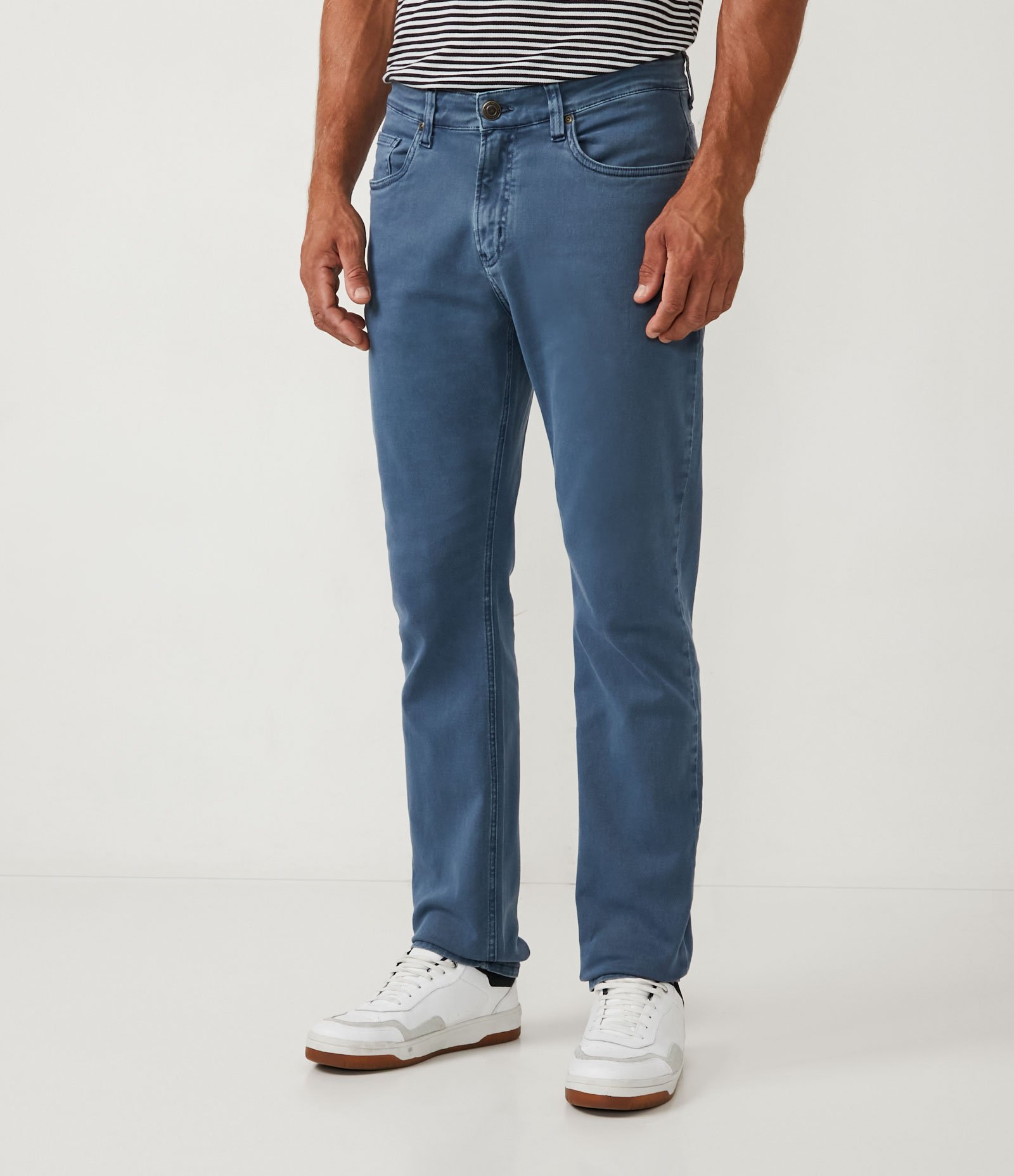 Calça Slim em Sarja com Bolsos Azul 2