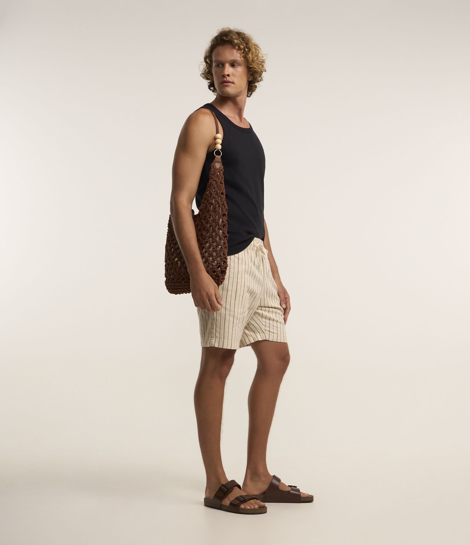 Bermuda em Algodão com Cós Elástico e Estampa Listrada Bege 5