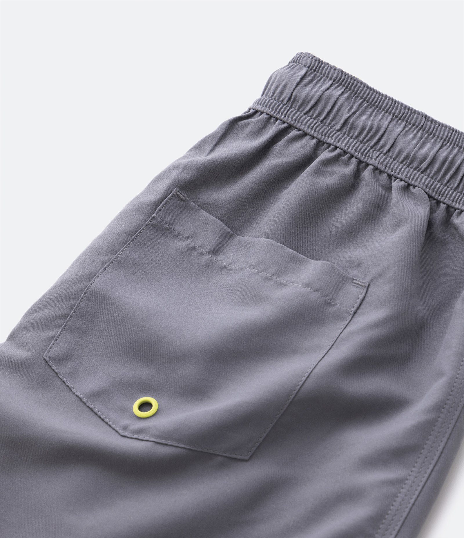 Bermuda de Banho Infantil com Etiqueta Emborrachada - Tam 5 a 14 anos Cinza 3