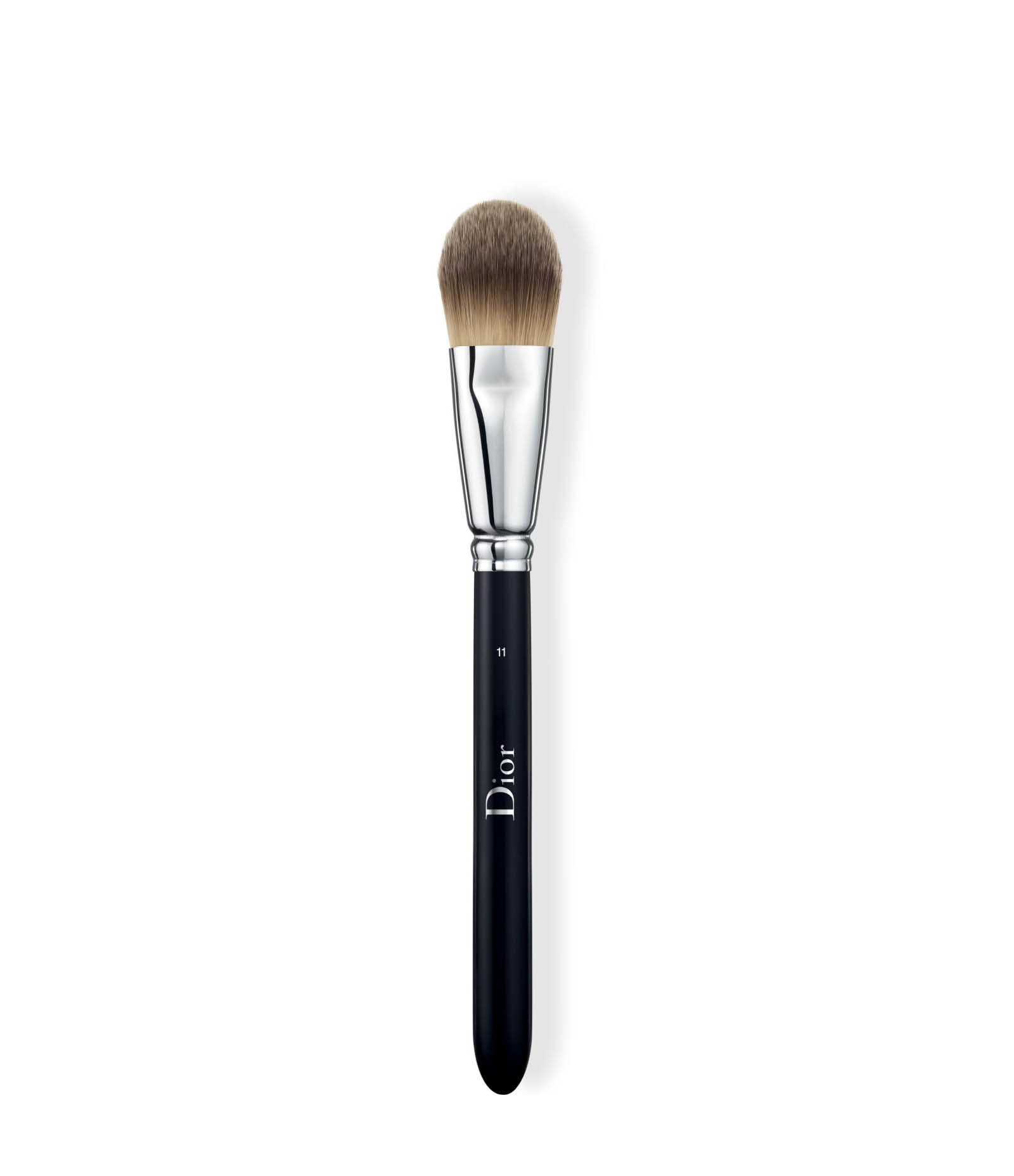 Pincel Backstage Brush Light Coverage N11 Dior PRETO 1