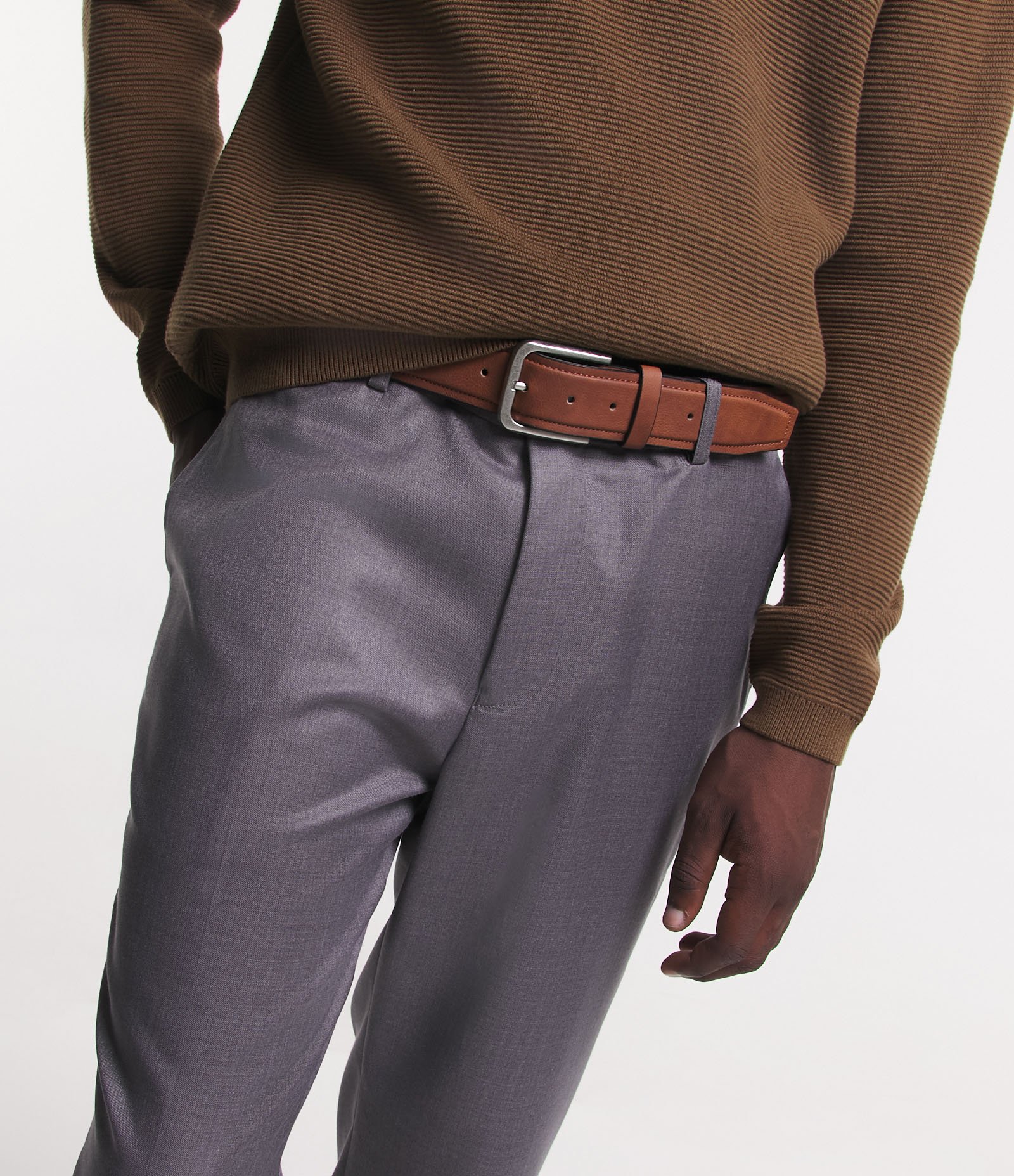 Cinto Médio com Fivela Quadrada Marrom Médio 1