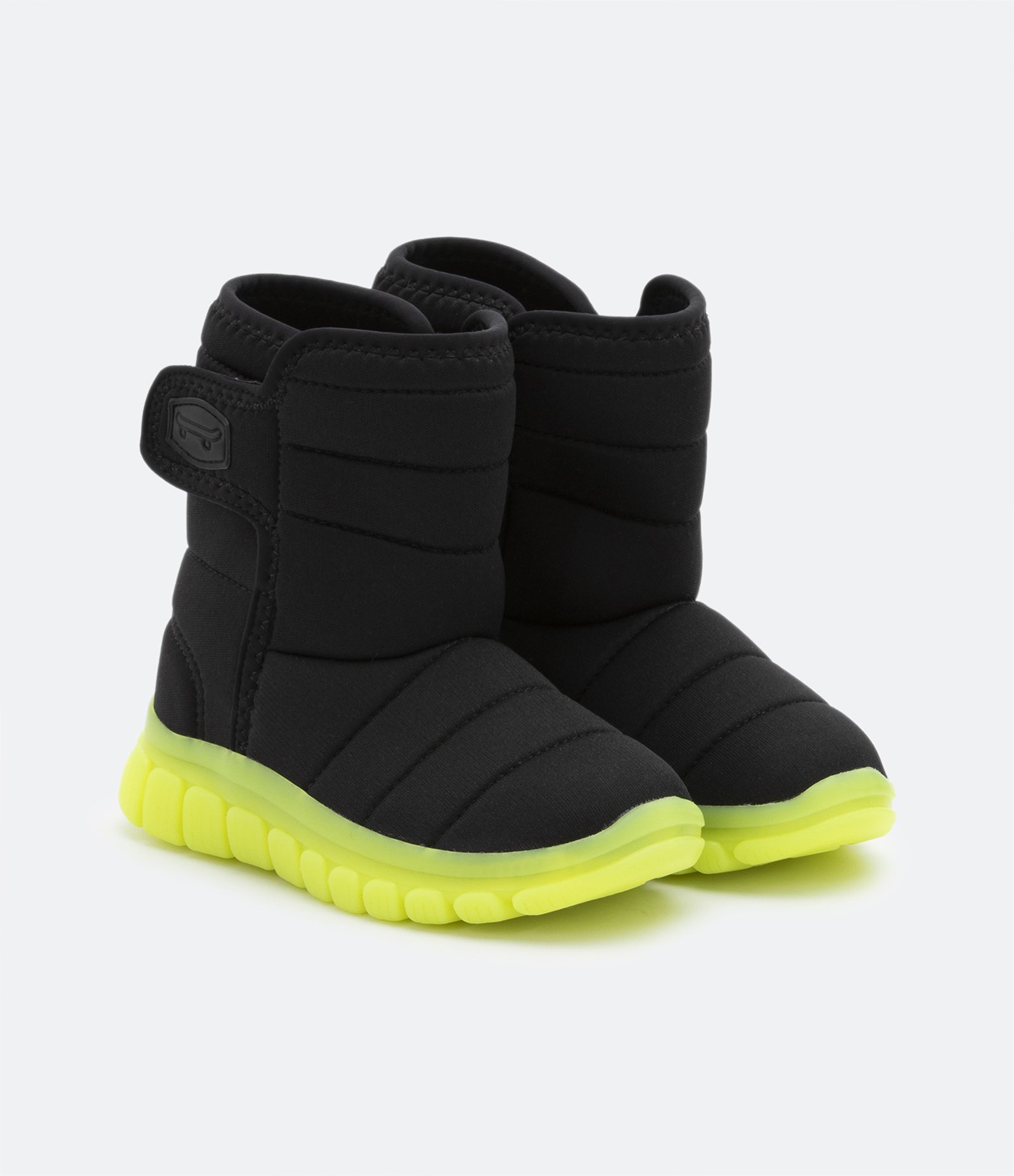 Bota Infantil com Gomos e Sola Neon - Tam 20 ao 29 Preto 1