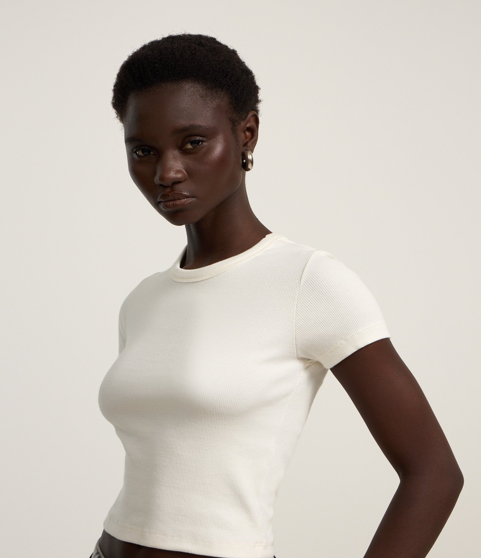 Blusa Canelada em Ribana com Manga Curta Branco 1