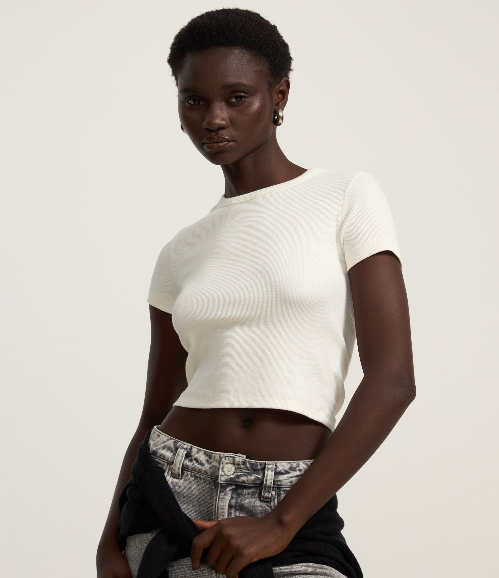 Blusa Canelada em Ribana com Manga Curta Branco 3