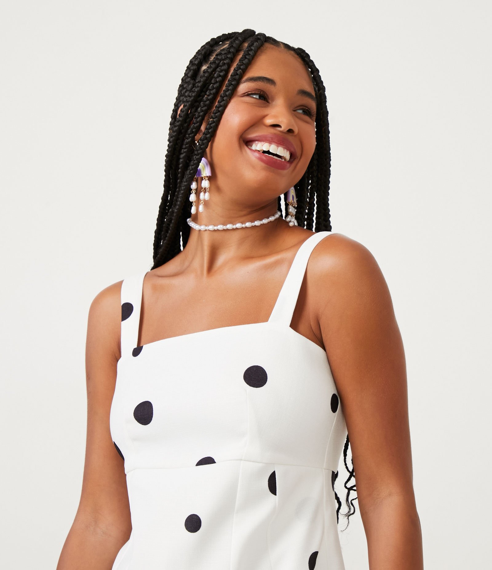 Macaquinho de Alça em Crepe com Transpasse Saia e Estampa Poá Branco Neve 4