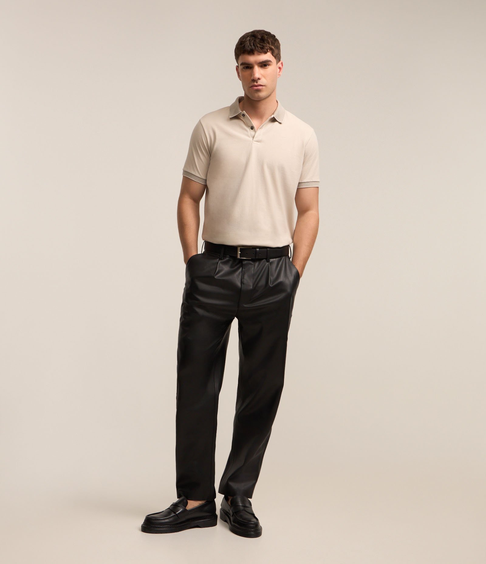 Camisa Polo Slim em Algodão com Botões e Detalhes Contrastantes Bege Gelo 2