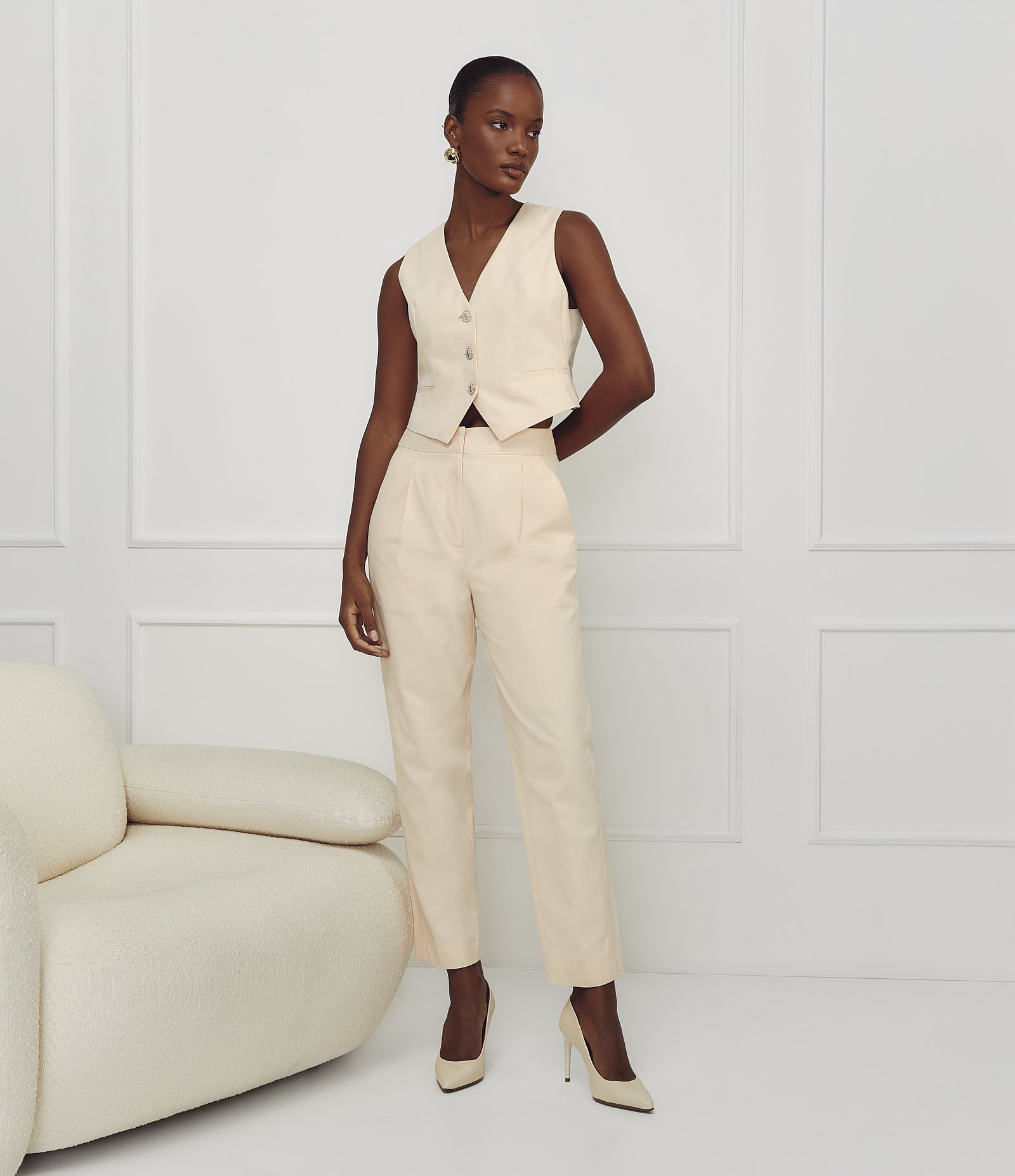 Colete Curto em Sarja com Botões Laranja 2