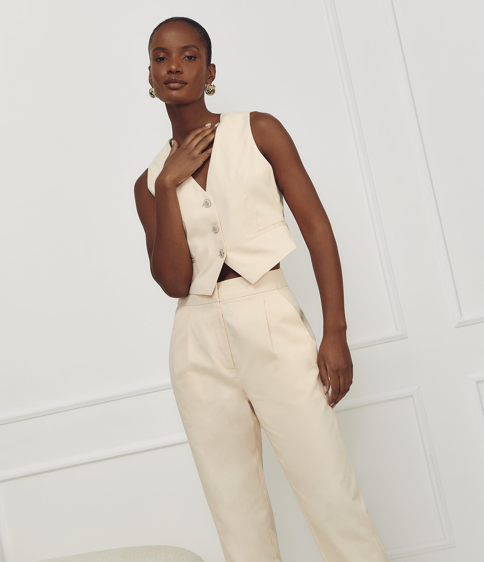 Colete Curto em Sarja com Botões Laranja 6