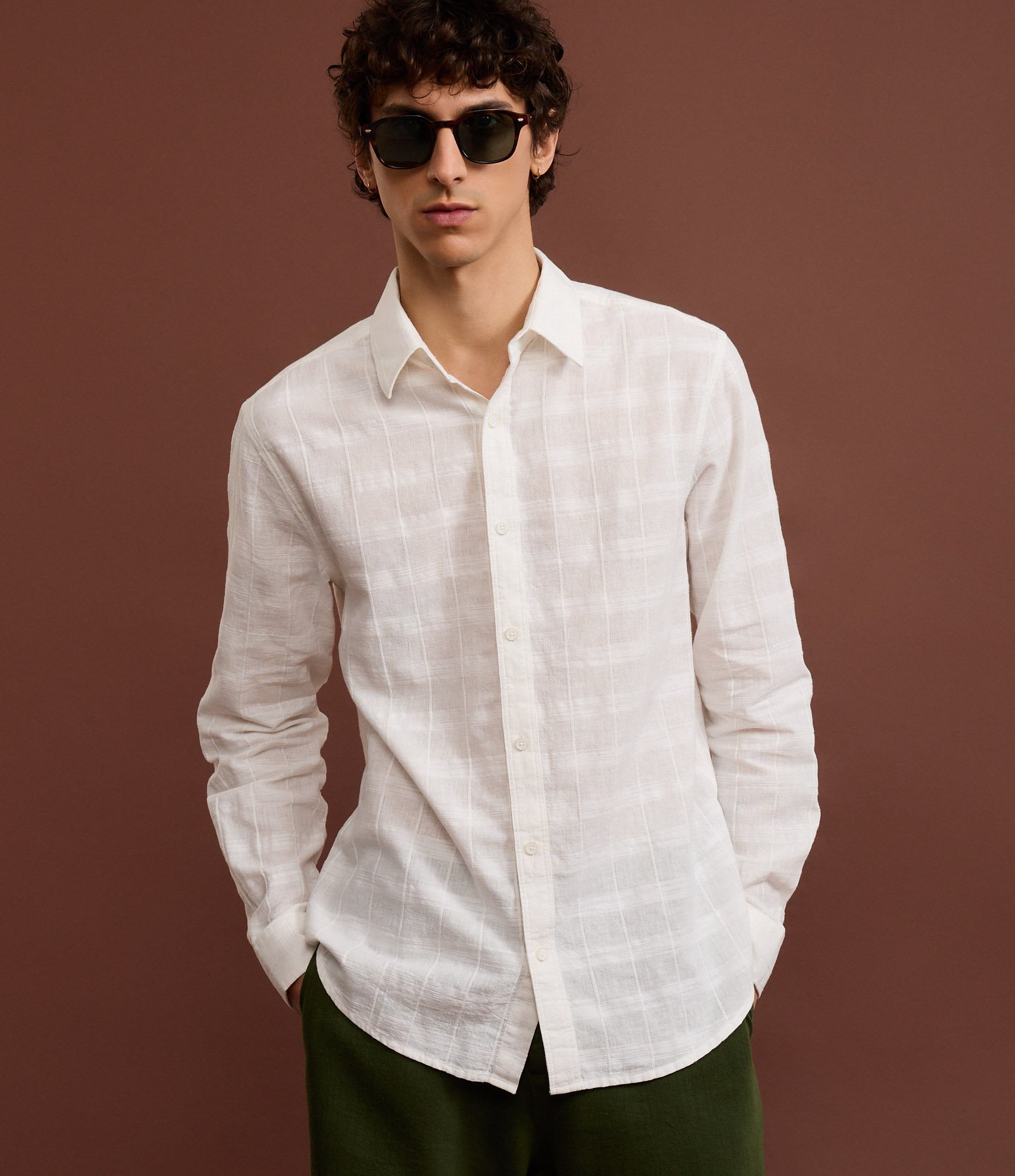 Camisa Regular em Linho com Textura Grid e Manga Longa Off White 4