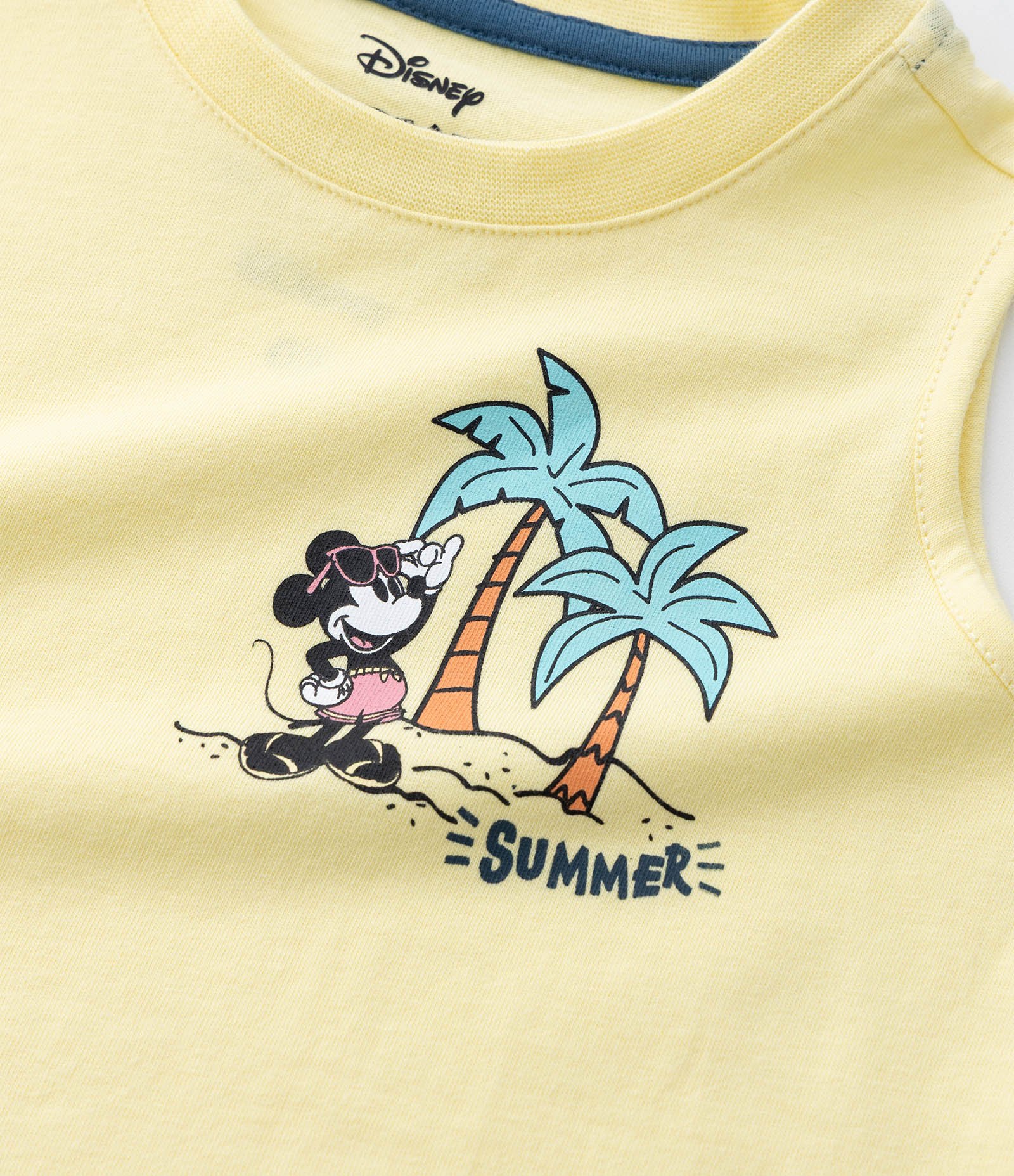 Conjunto Infantil com Estampa do Mickey Praieiro - Tam 1 a 5 anos Amarelo 10