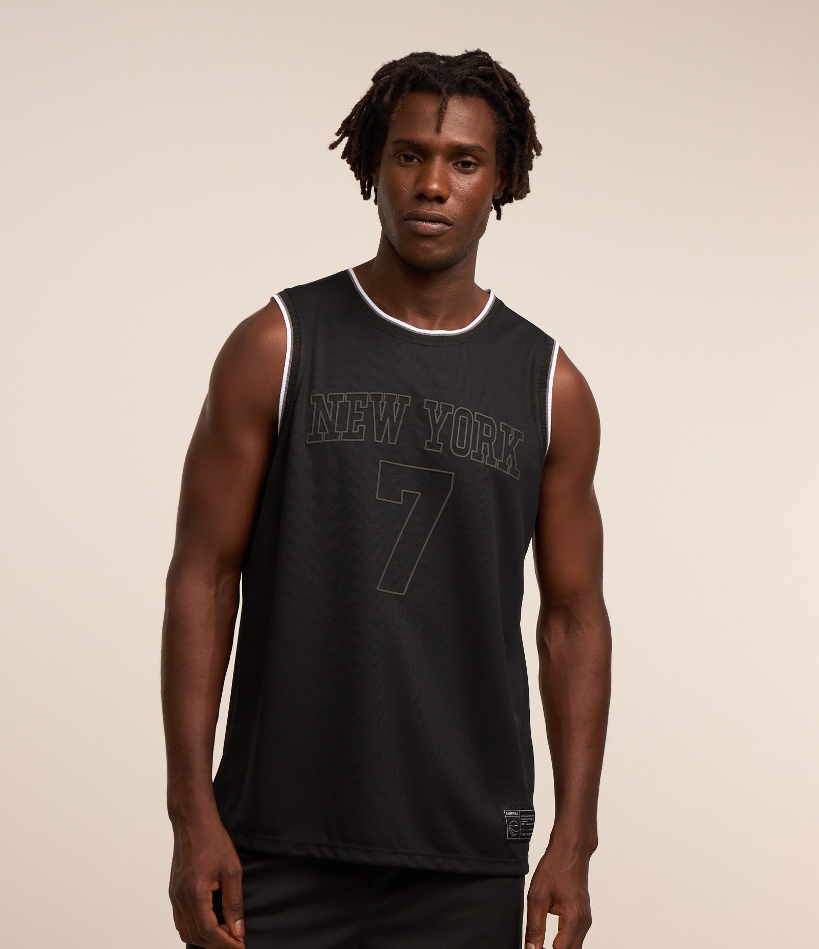 Regata Esportiva de Basquete com Estampa New York 7 Preto 1