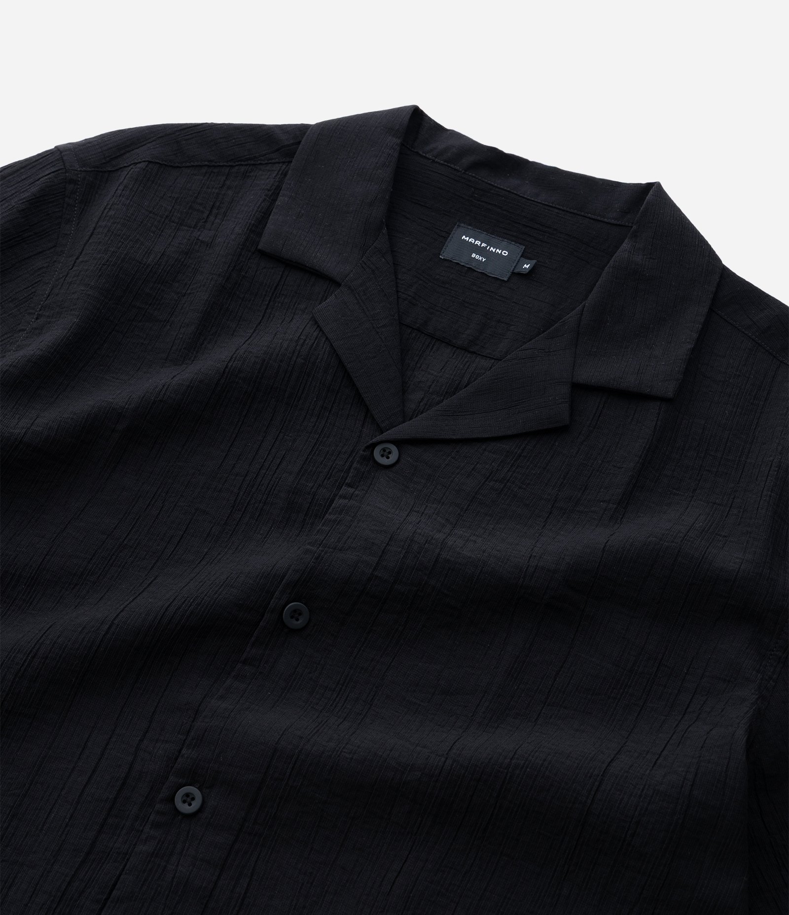 Camisa Boxy Texturizada com Gola Bowling Preto 9
