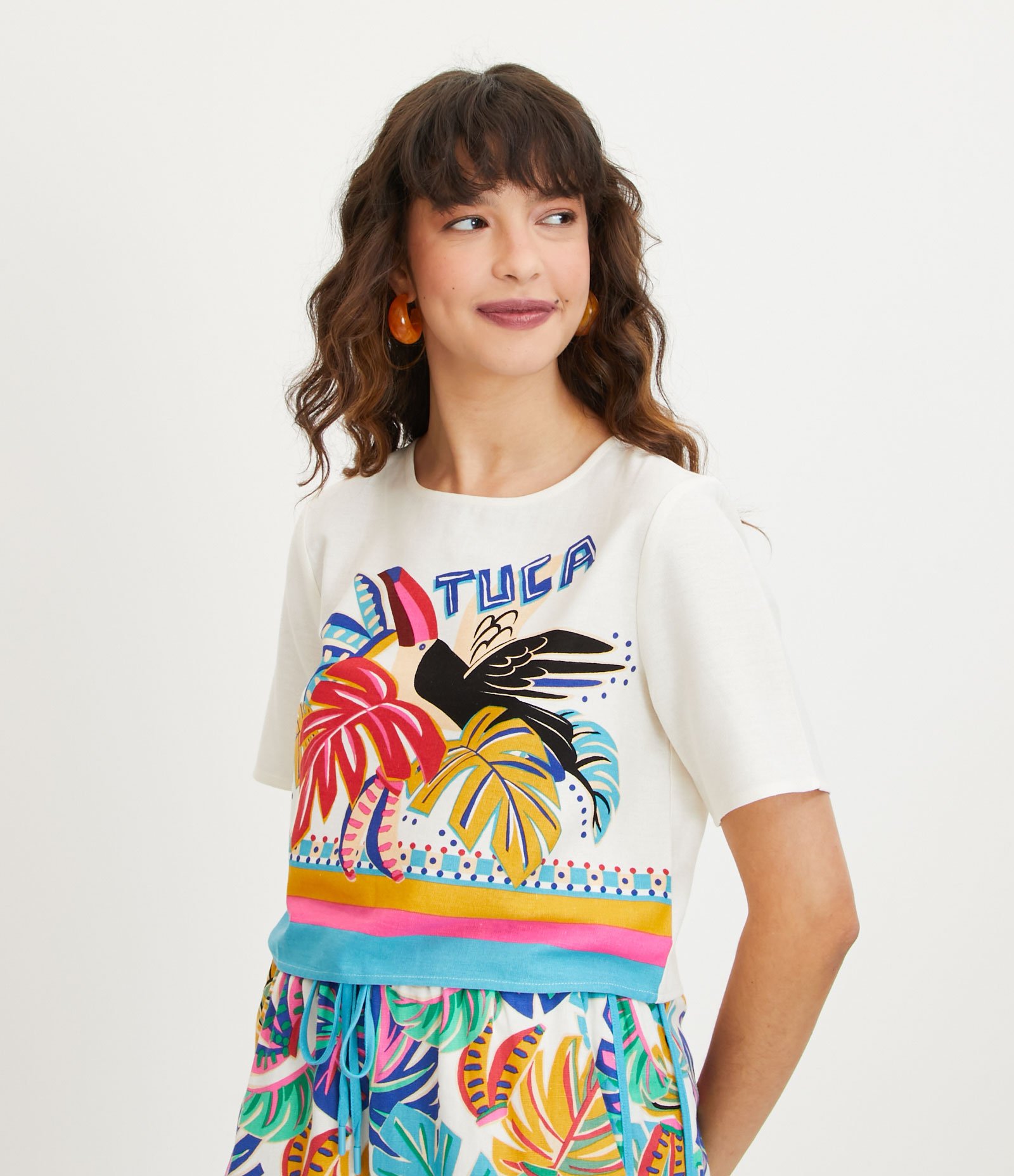 Blusa T-shirt em Linho com Estampa Tucano Branco 1