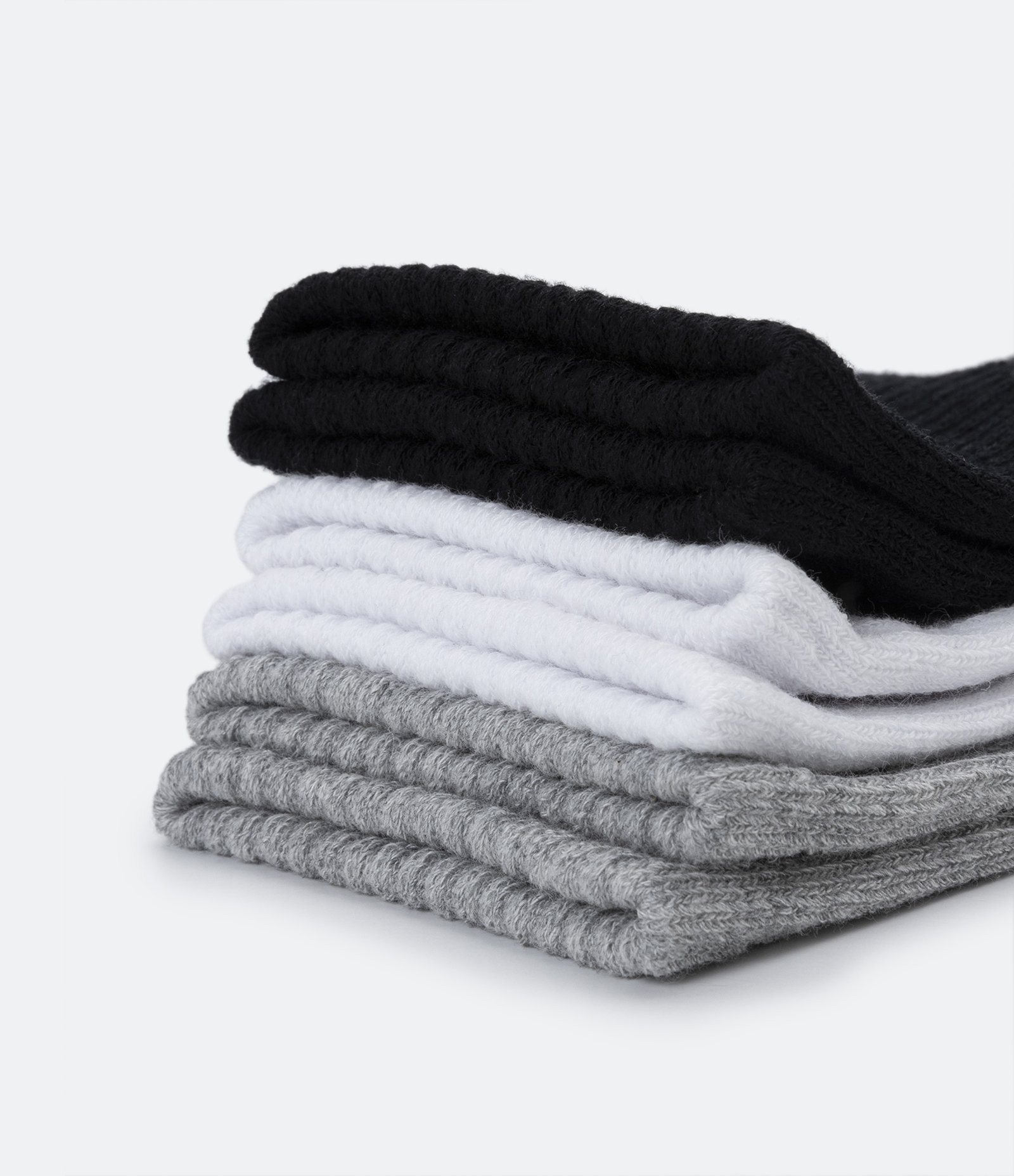 Kit 03 Meias Cano Médio Esportivas com Sola Atoalhada Cinza/ Branco/ Preto 4