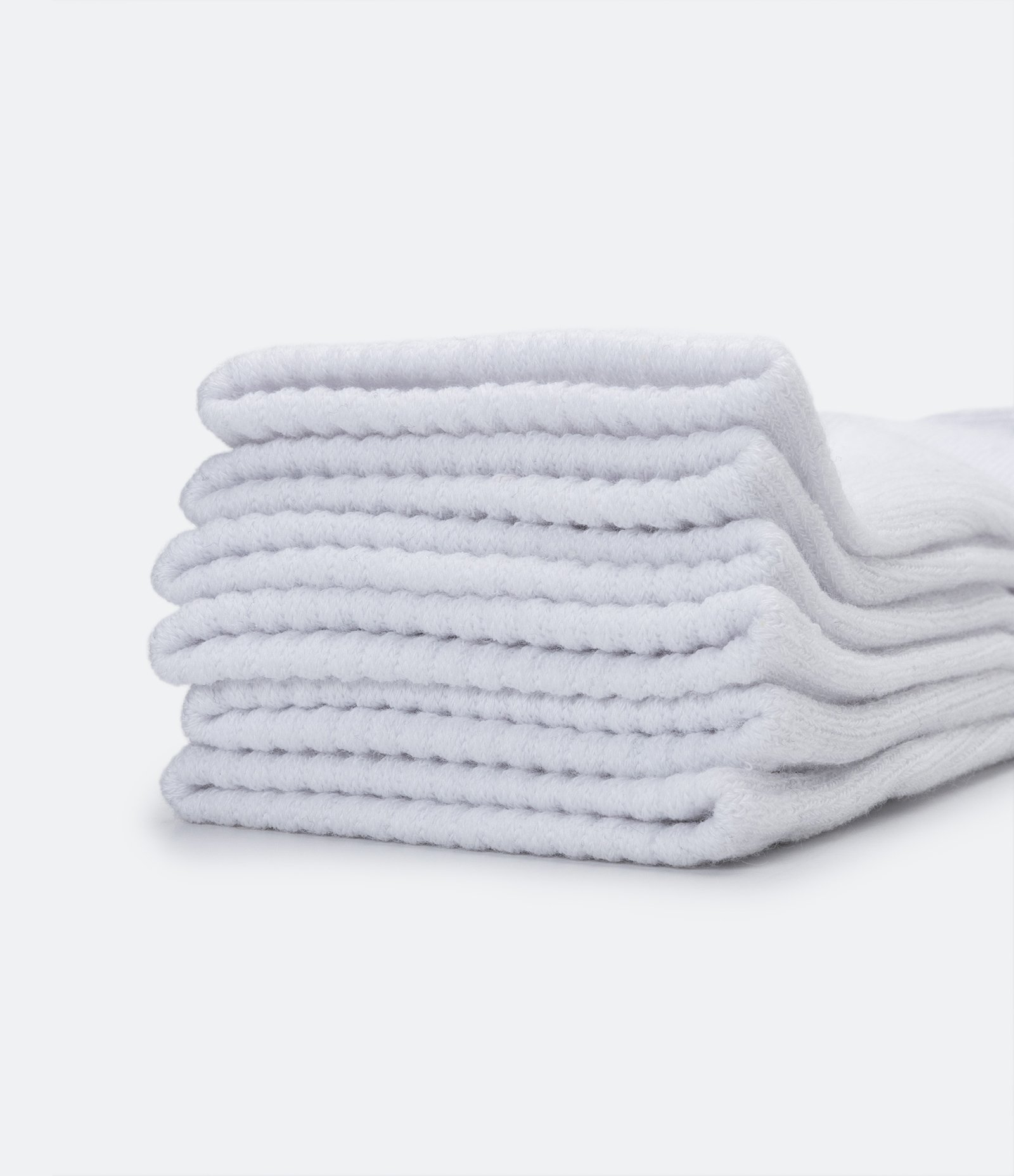 Kit 03 Meias Cano Médio Esportivas com Sola Atoalhada Branco 4