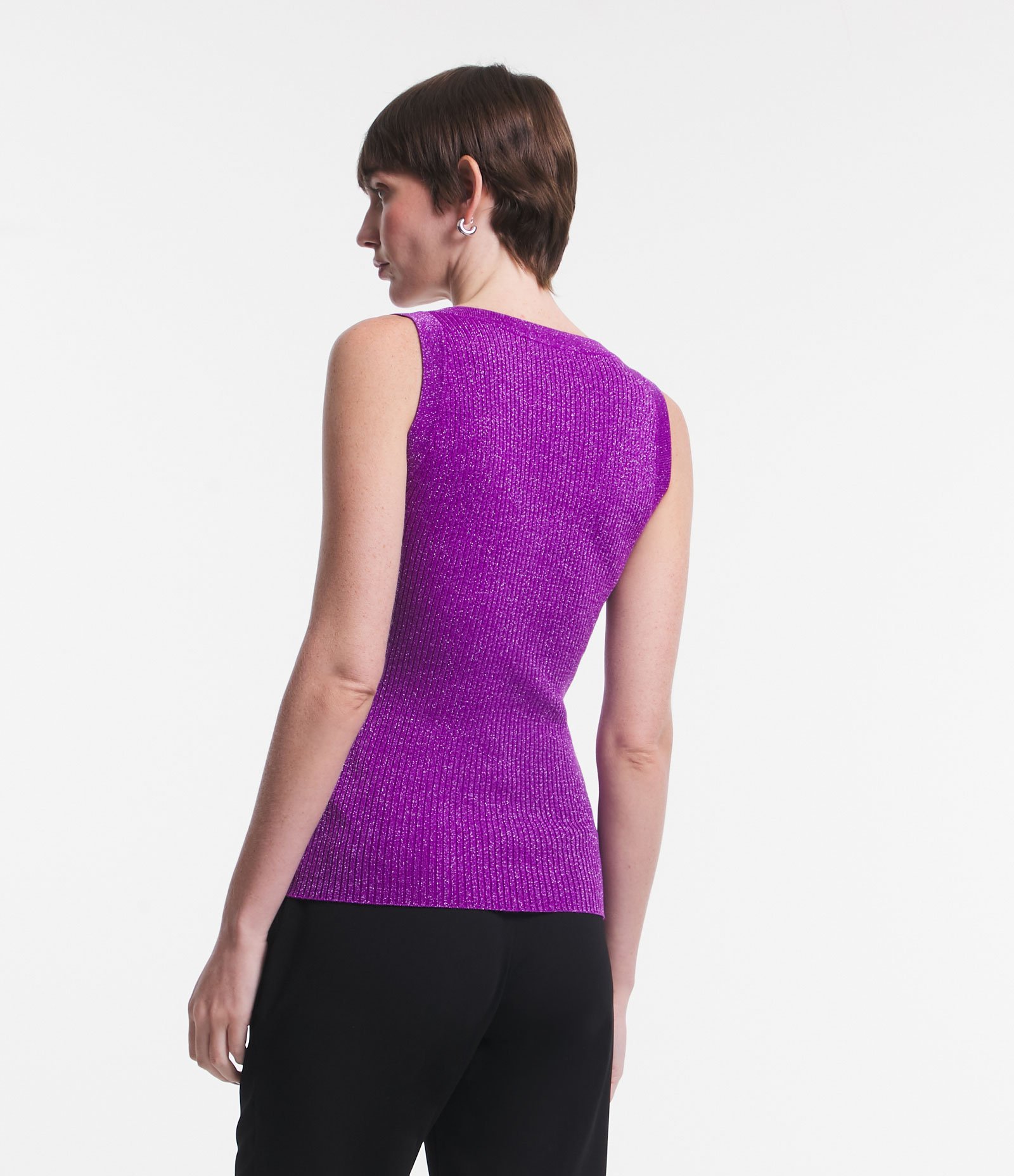 Blusa Sem Manga em Viscose Canelada com Fio Metalizado Roxo 4