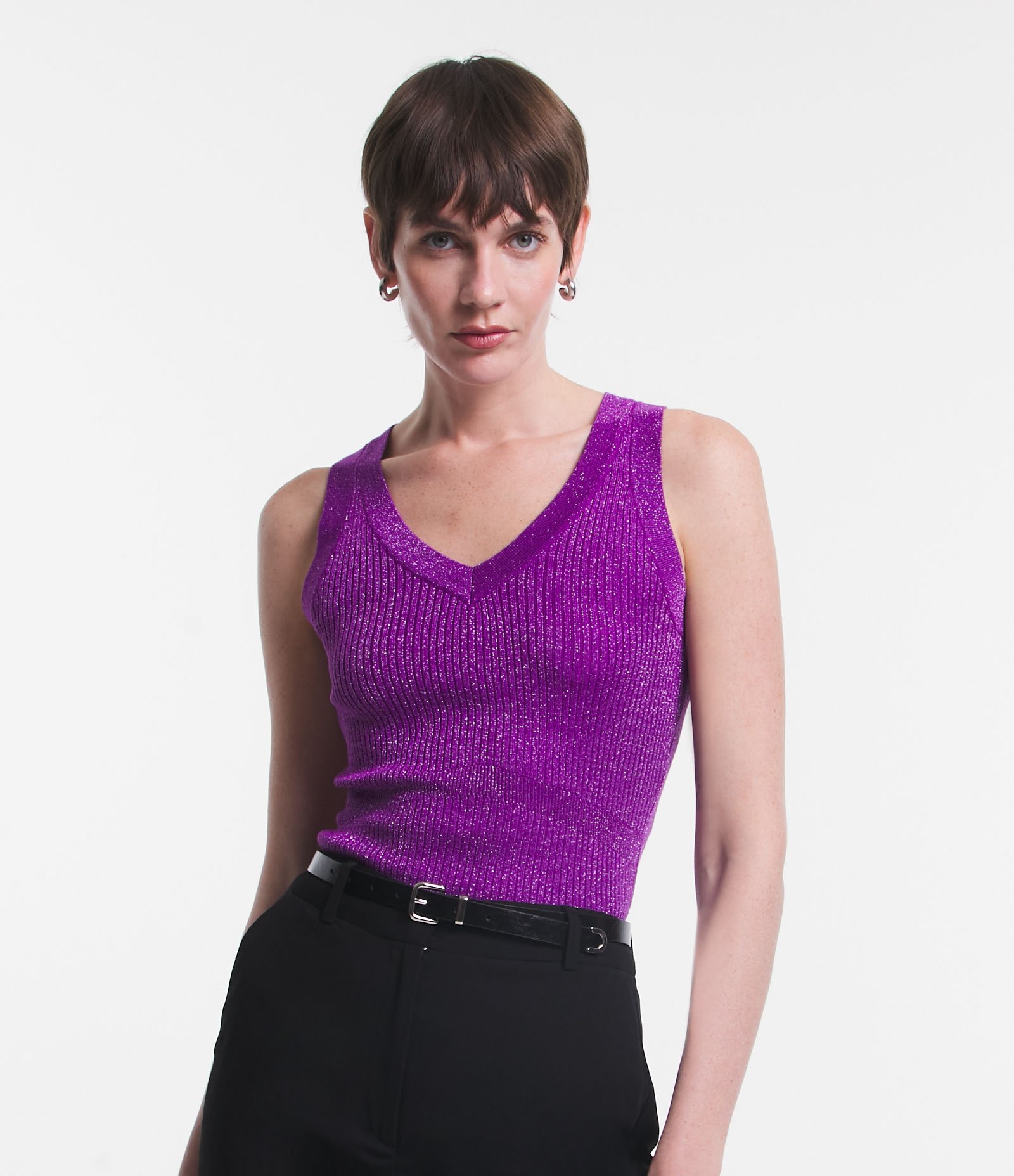 Blusa Sem Manga em Viscose Canelada com Fio Metalizado Roxo 5