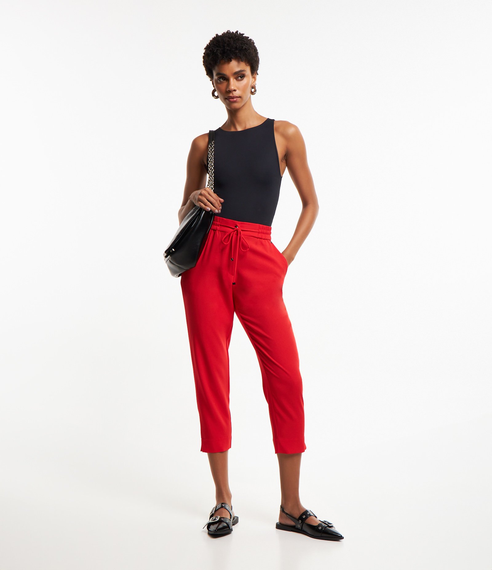 Calça Fluida em Crepe com Cós Elástico e Amarração Vermelho Escarlate 1