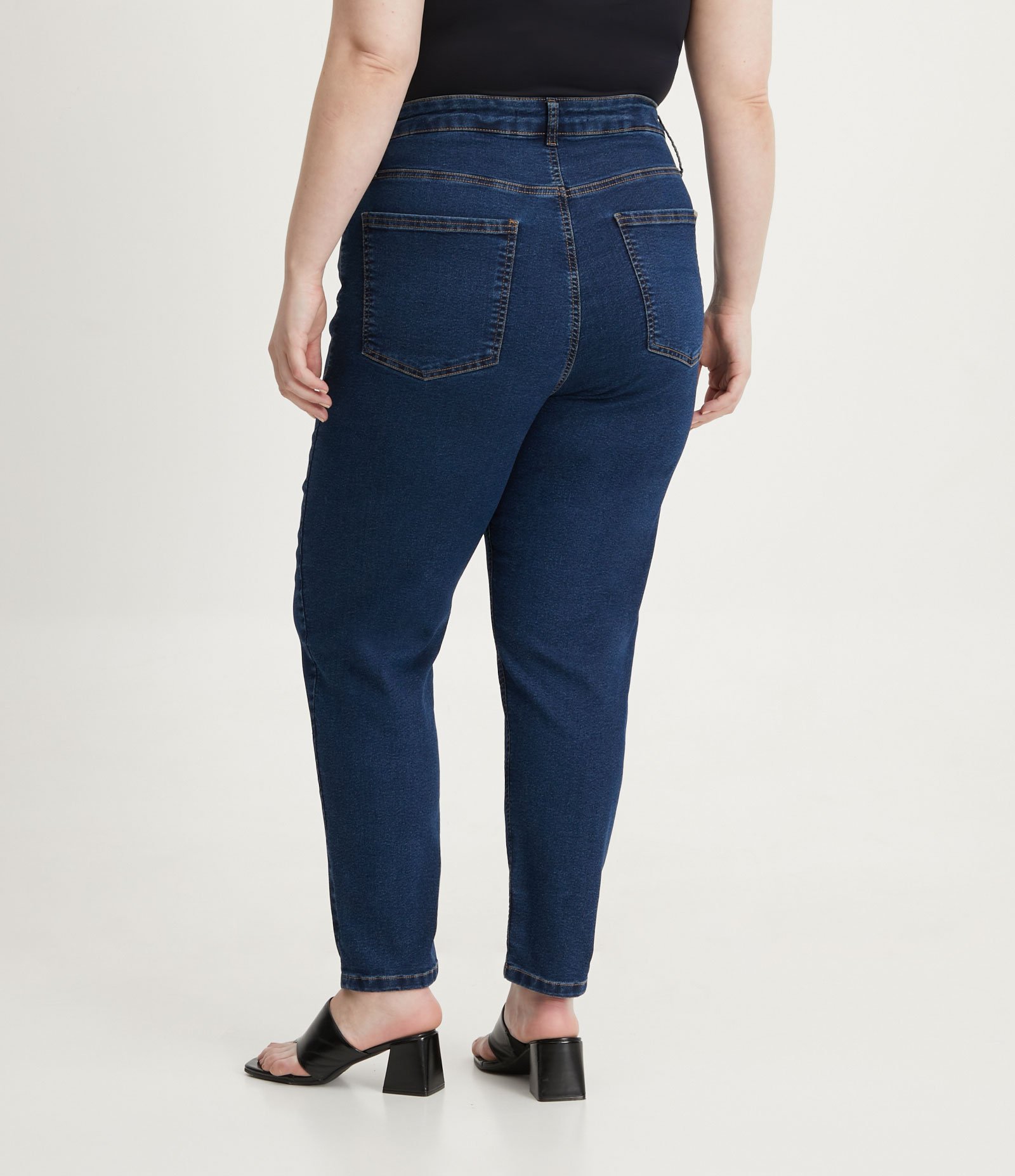 Cal A Mom Jeans Elastano Curve Plus Size Azul