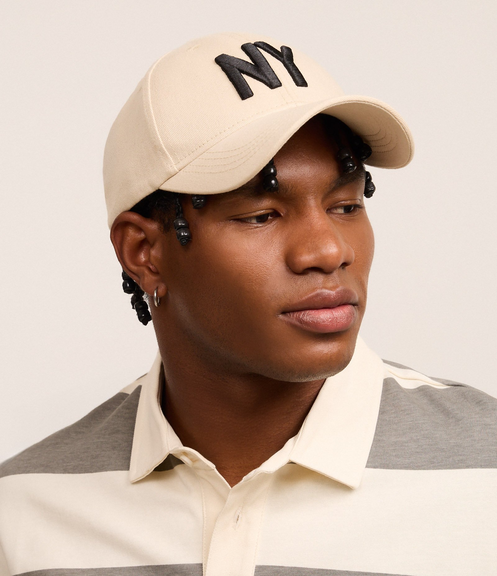 Boné Aba Curva em Algodão 06 Panel com Bordado New York Bege 6