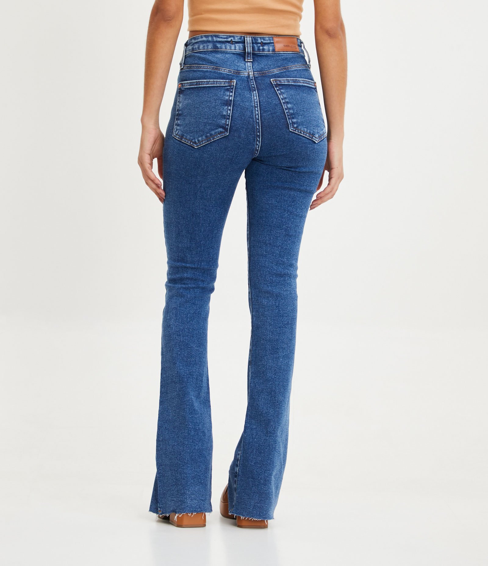 Calça Slim Flare Jeans com Fendinha na Barra Azul 3
