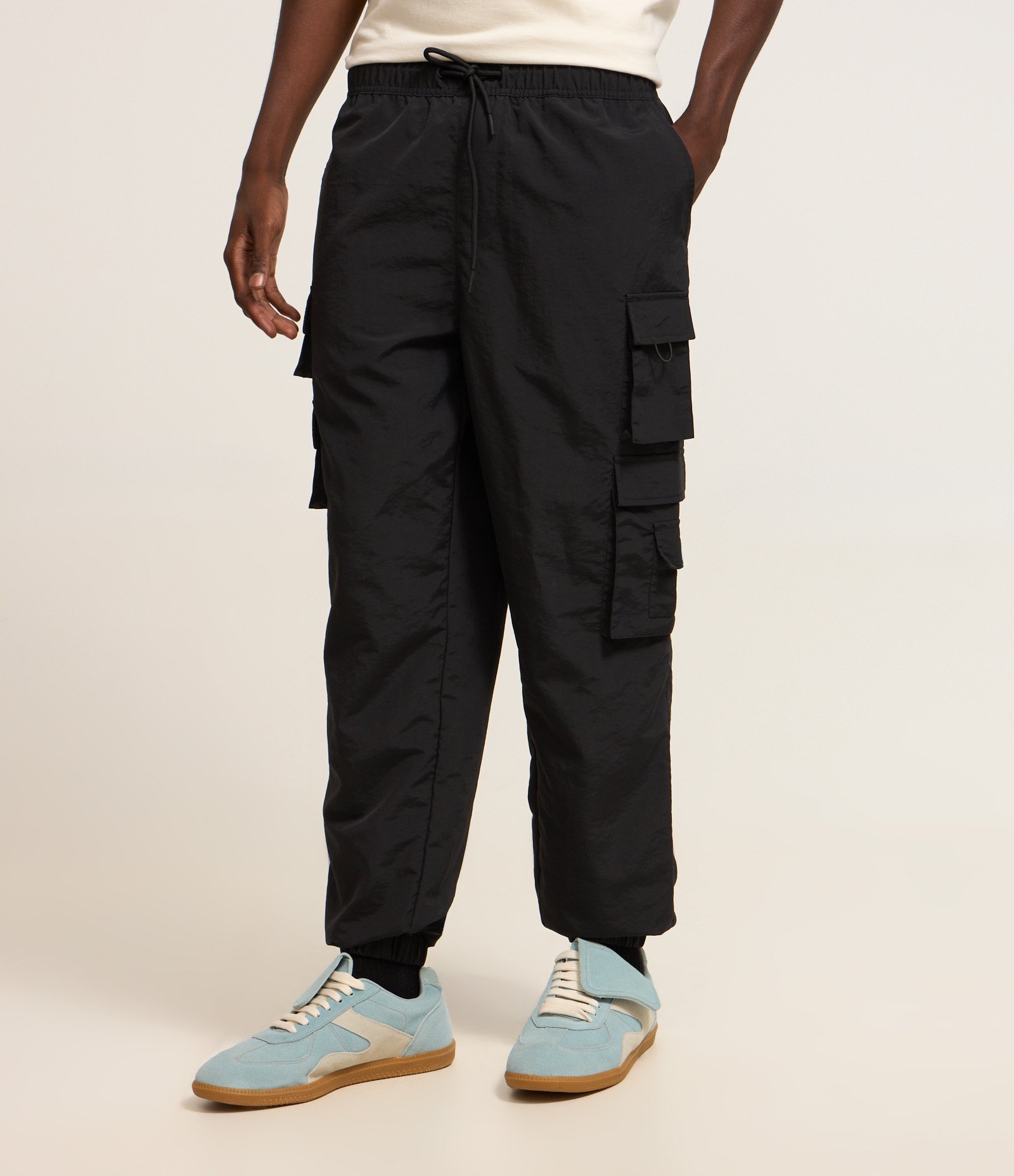 Calça Jogger em Poliamida com Bolsos Laterais Preto 2