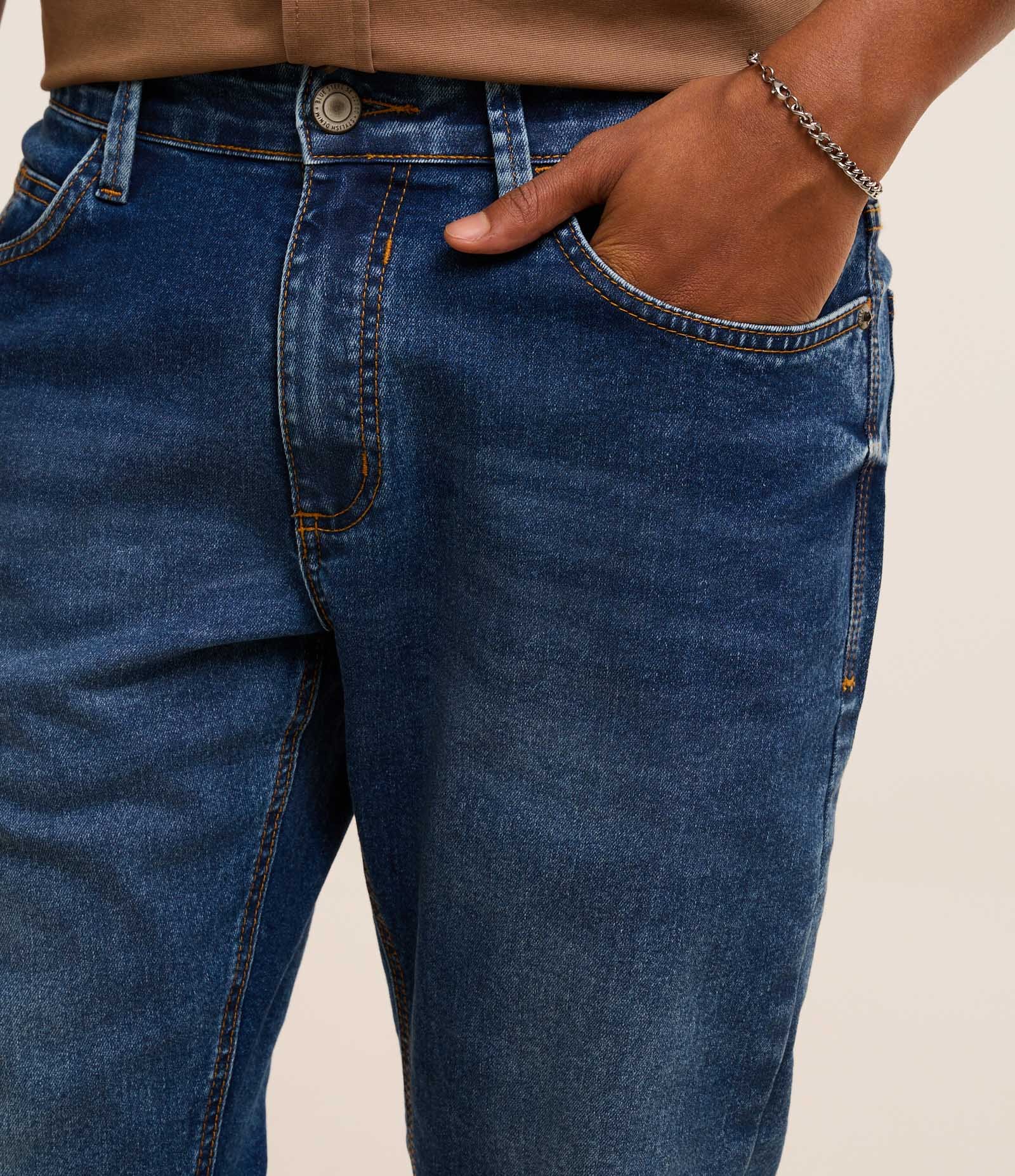 Calça Skinny em Jeans com Bolsos Azul Escuro 4