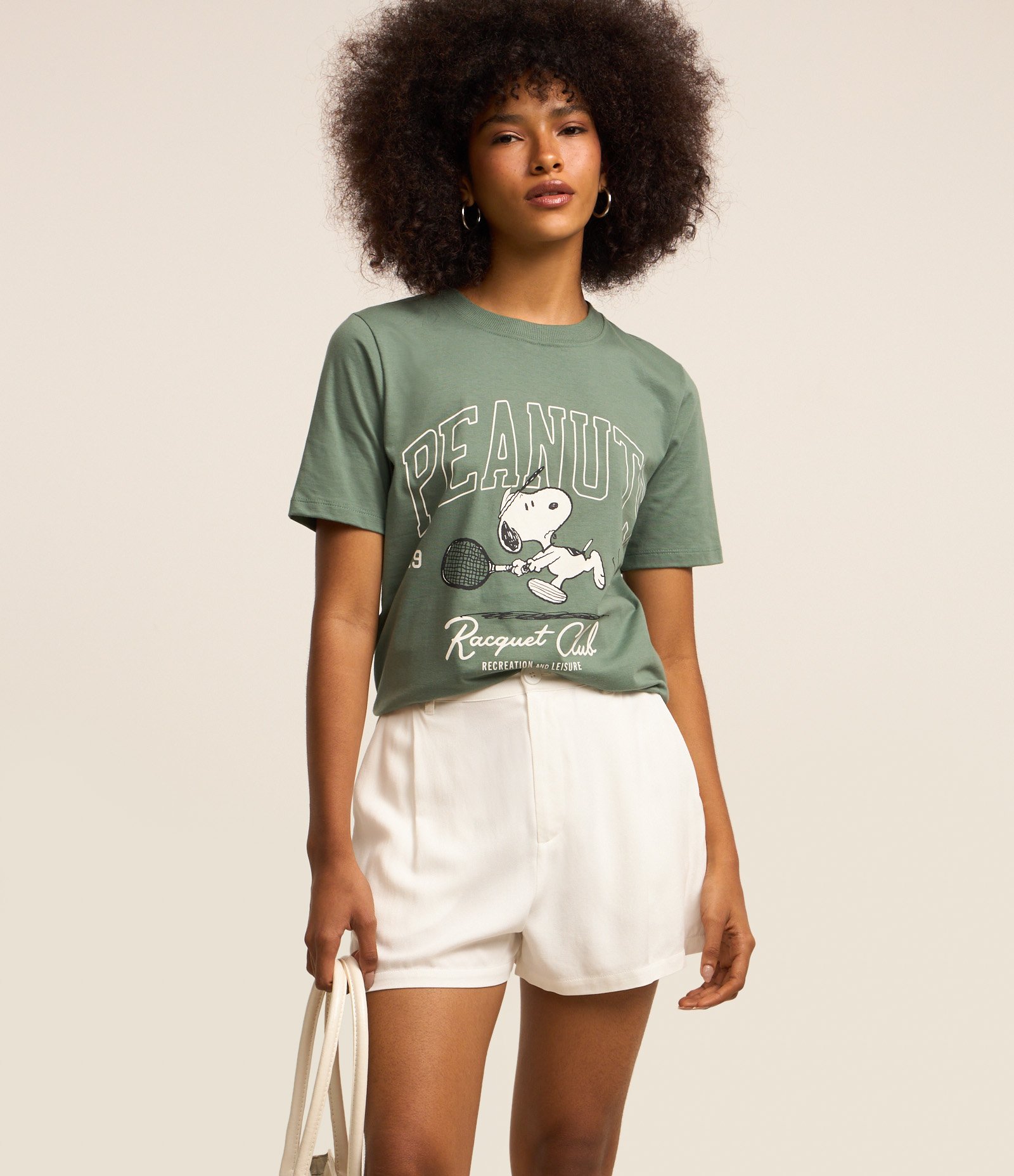 Short Soltinho em Viscose com Textura Maquinetada Branco 2