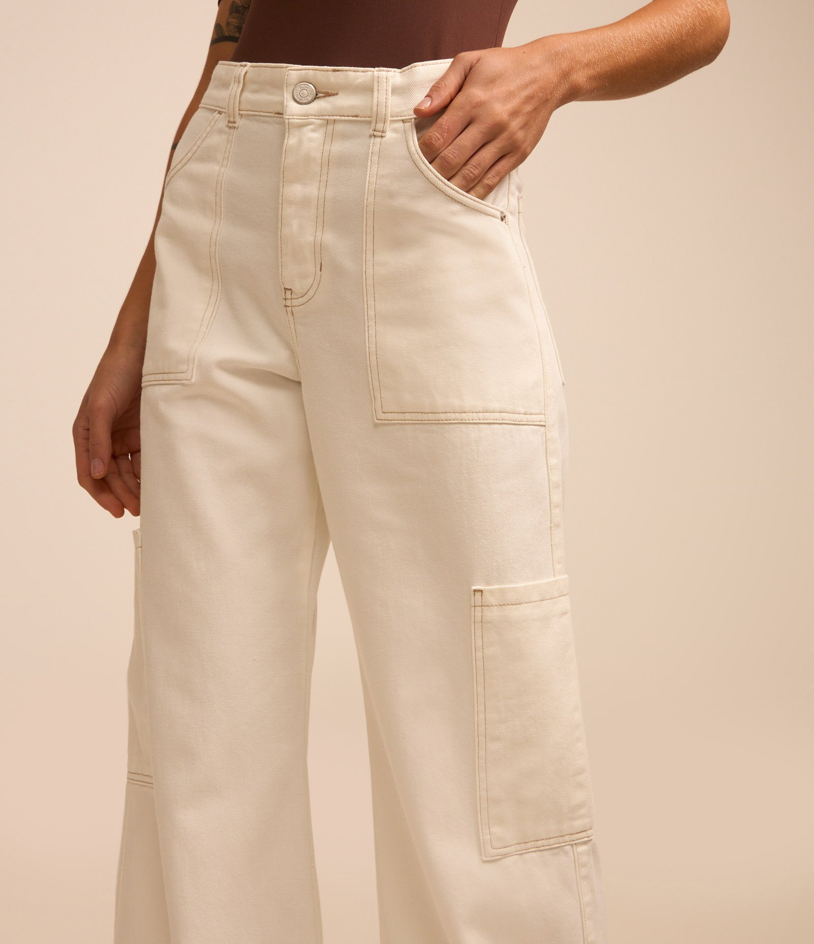 Calça Anos 90 em Sarja com Bolsos Laterais Off White 3