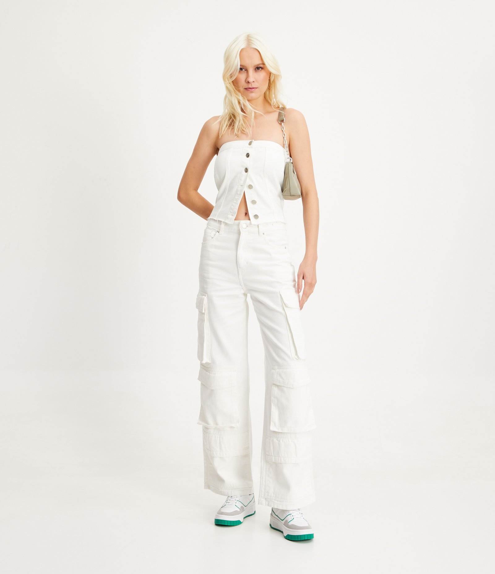 Blusa Tomara que Caia em Sarja com Lastex nas Costas Off White 2