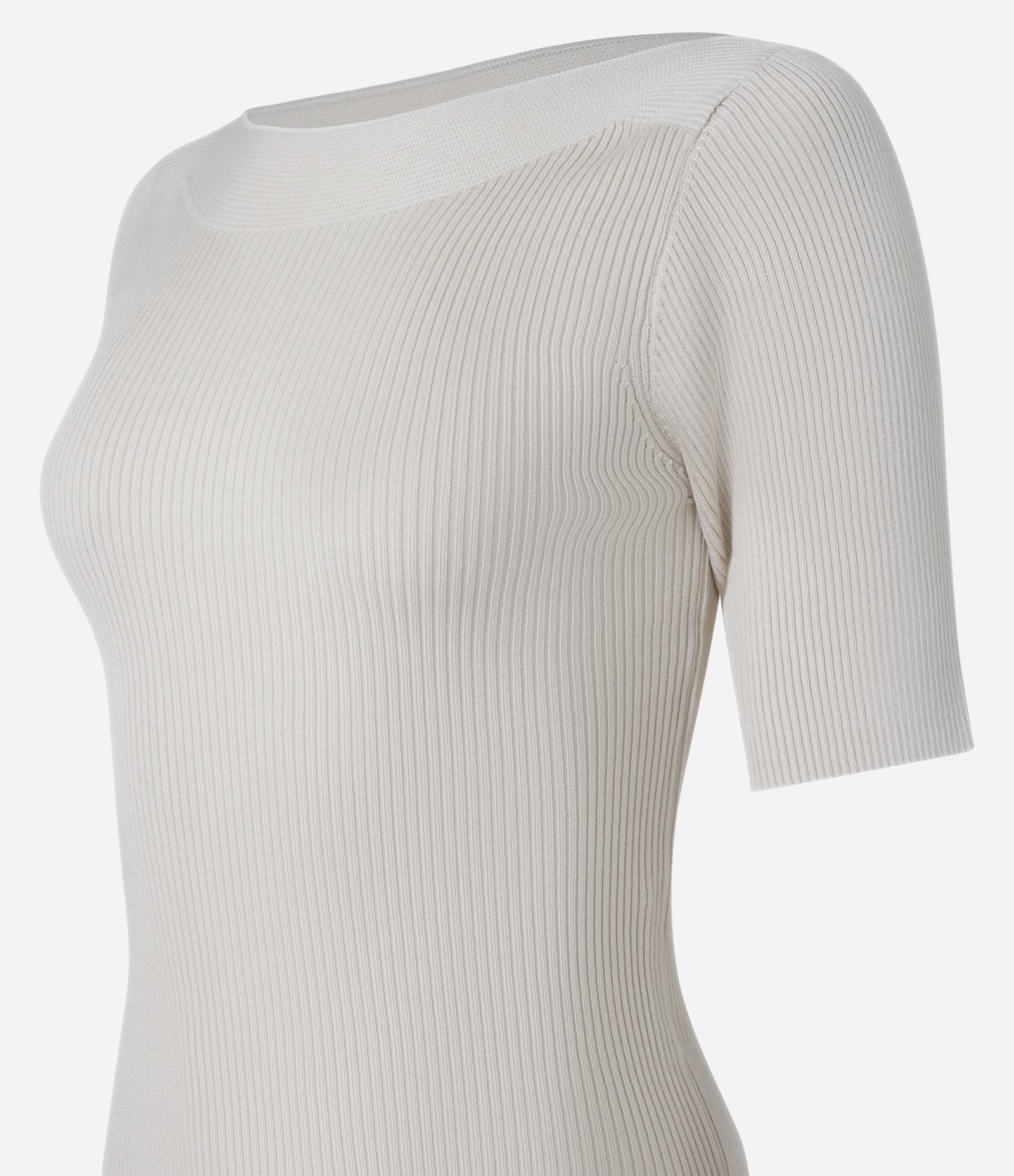 Blusa Básica em Tricô com Gola Canoa Bege Claro 6