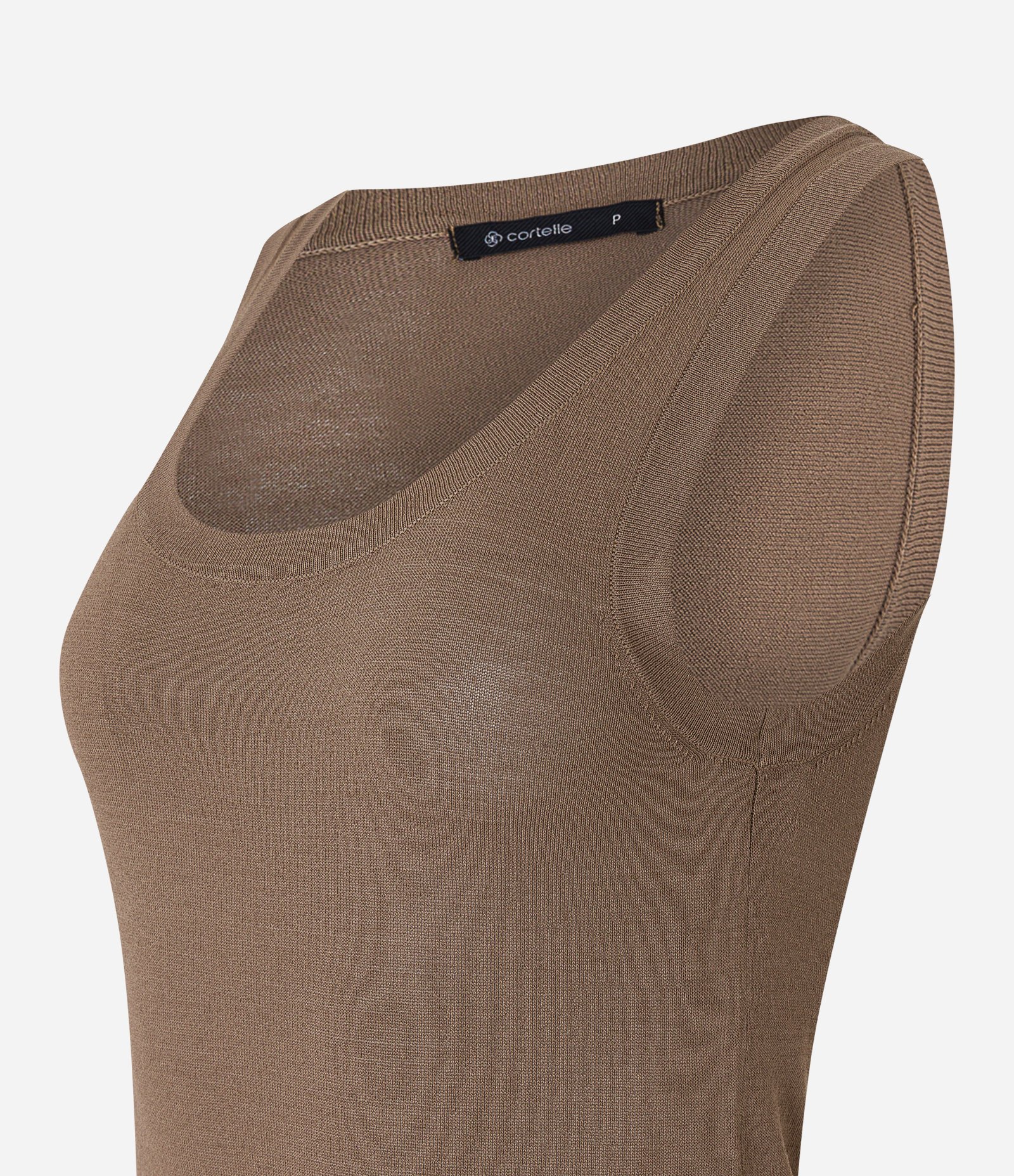 Blusa Sem Manga em Tricô Leve com Gola U Marrom 7