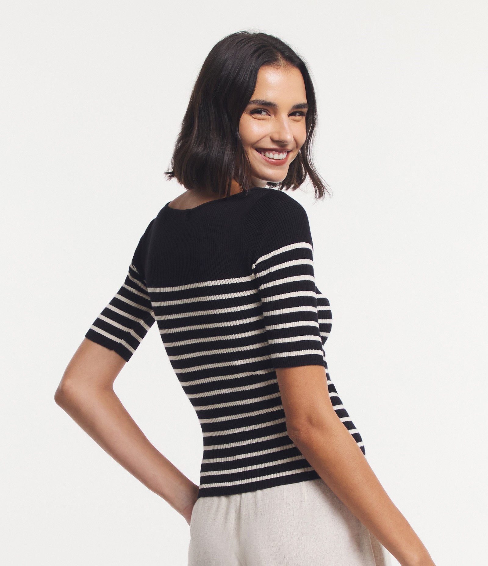 Blusa em Tricõ com Textura Canelada e Estampa Listrada Preto 3