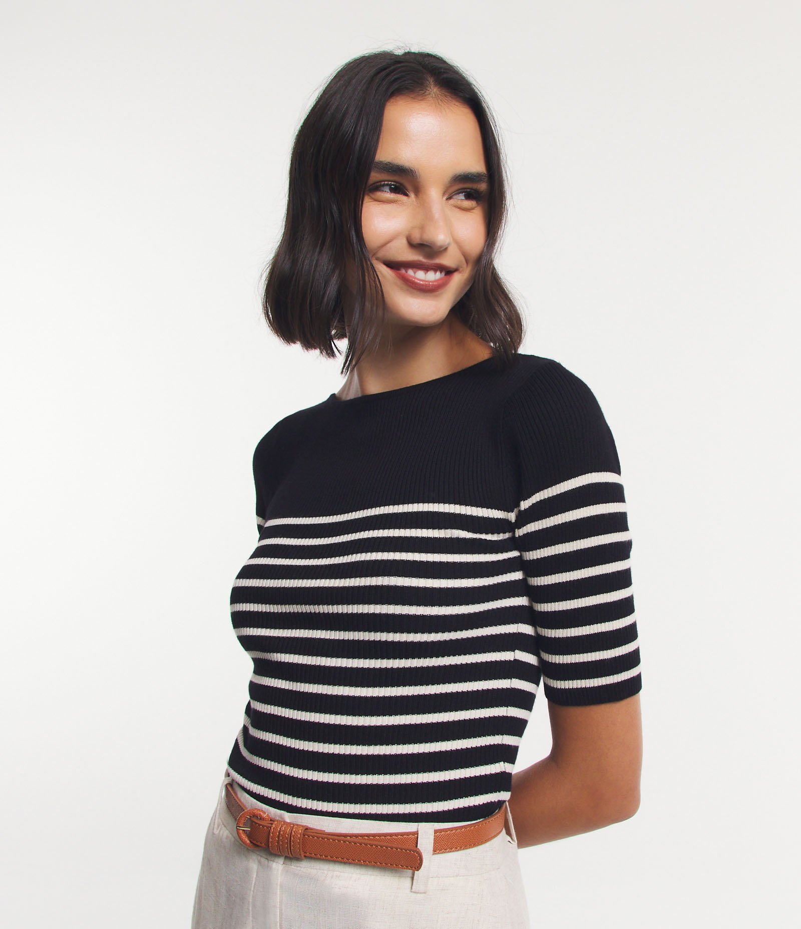 Blusa em Tricõ com Textura Canelada e Estampa Listrada Preto 4
